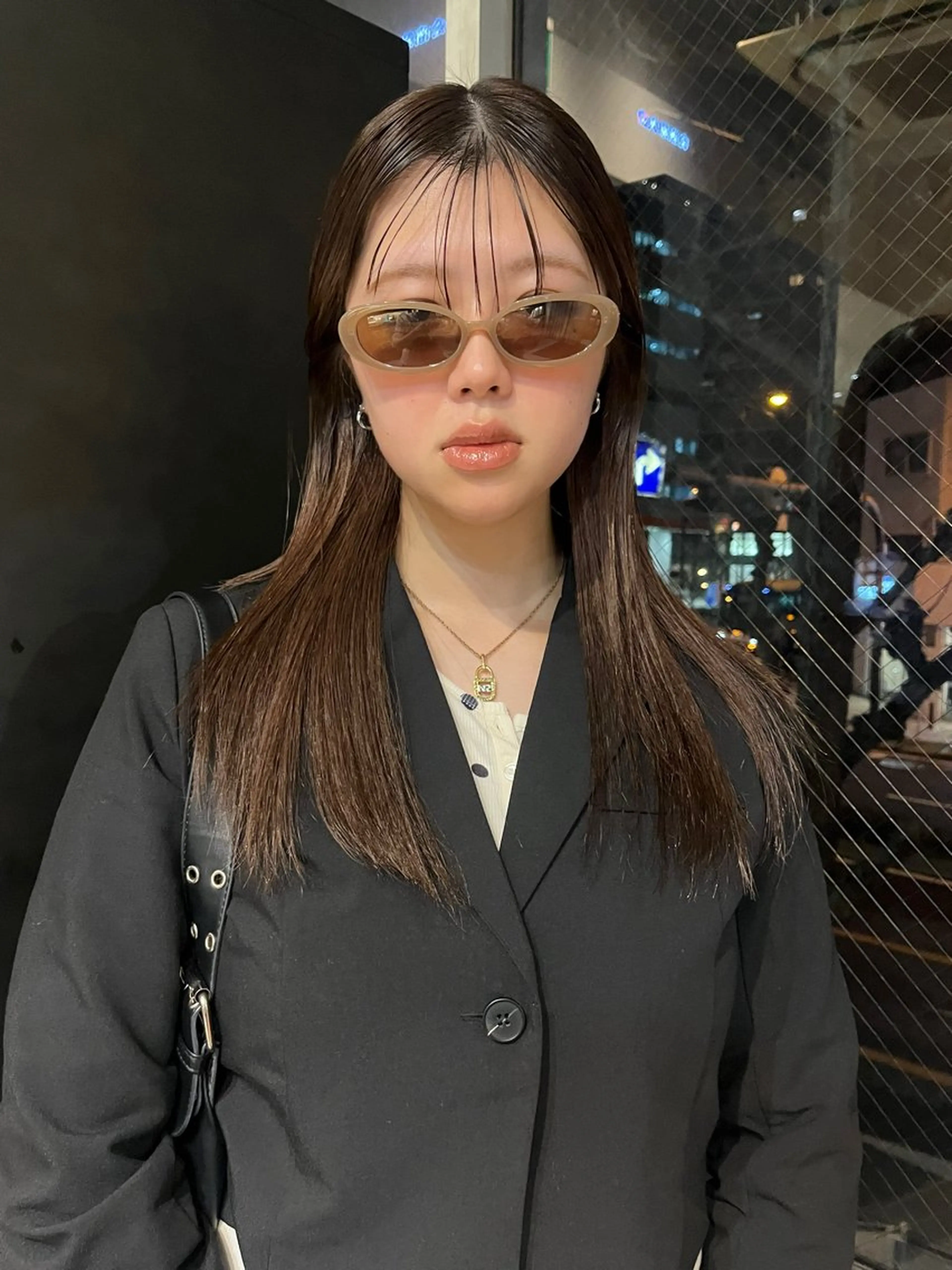 カラー sliver ・siki /YUIのヘアスタイル