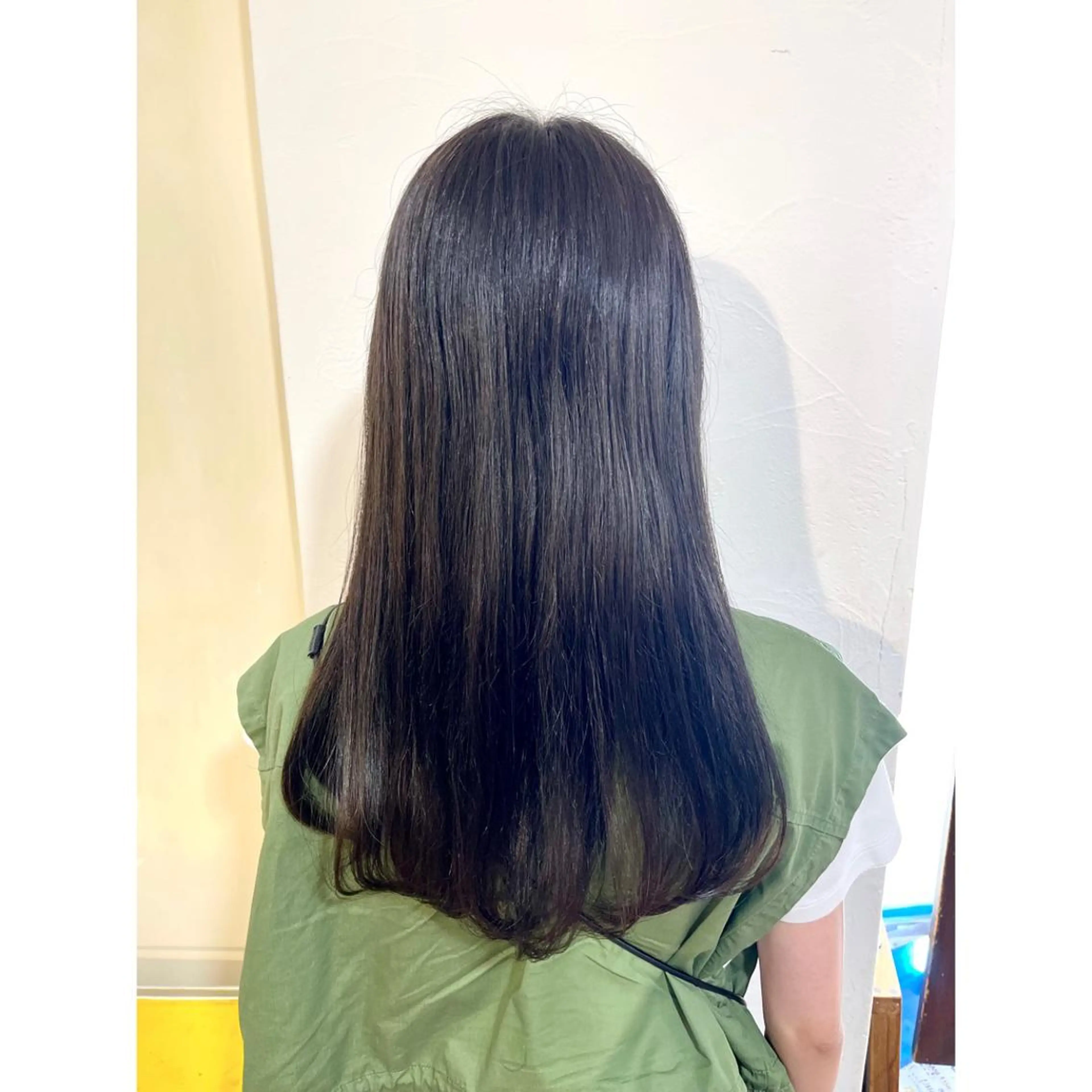 ロング カラー ヘアアレンジ 宮川 莉央のその他イメージ