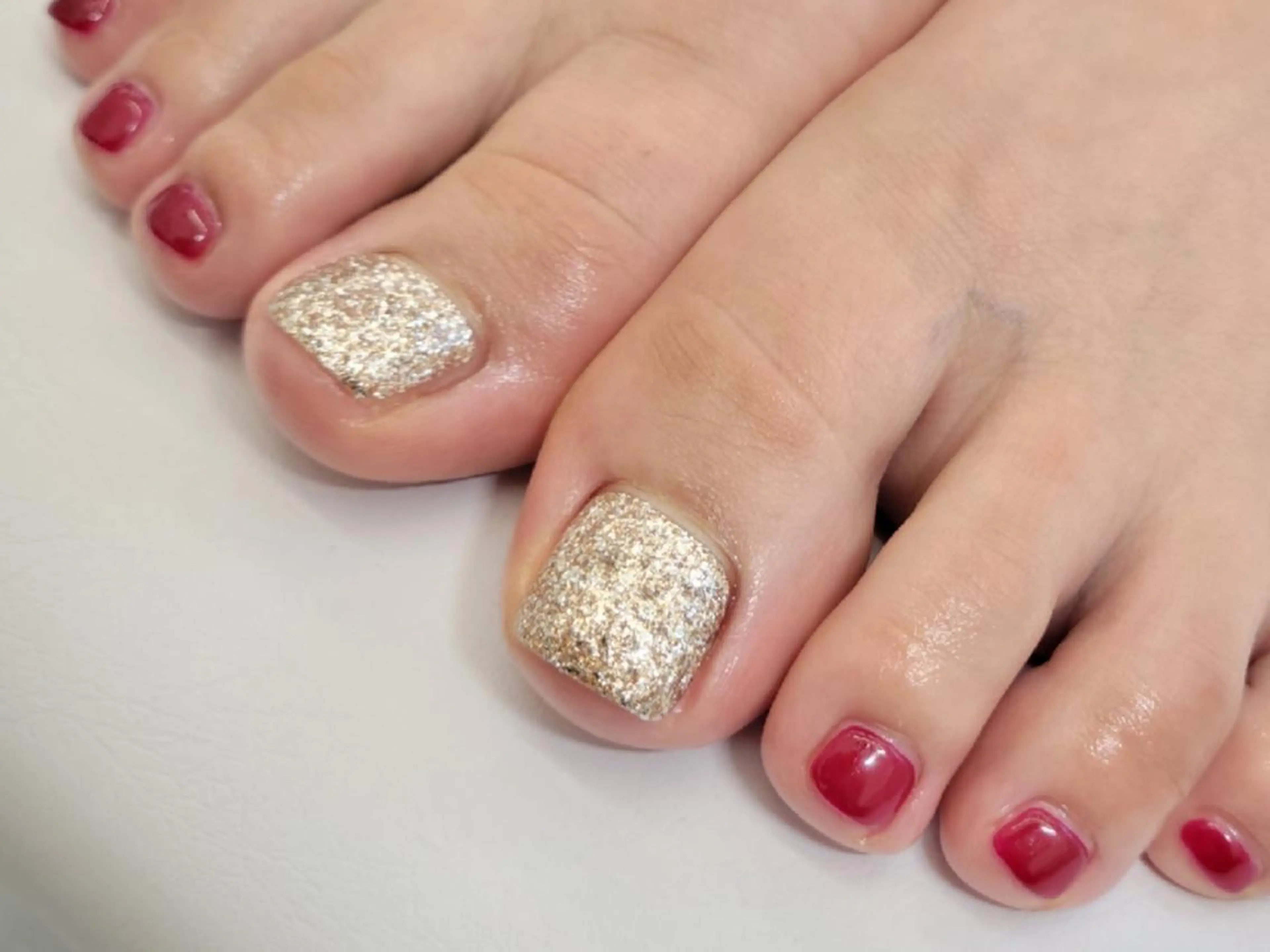 ネイル フットネイル ジェルネイル ワンカラーネイル パラジェル WHITELY みどりのネイルデザイン