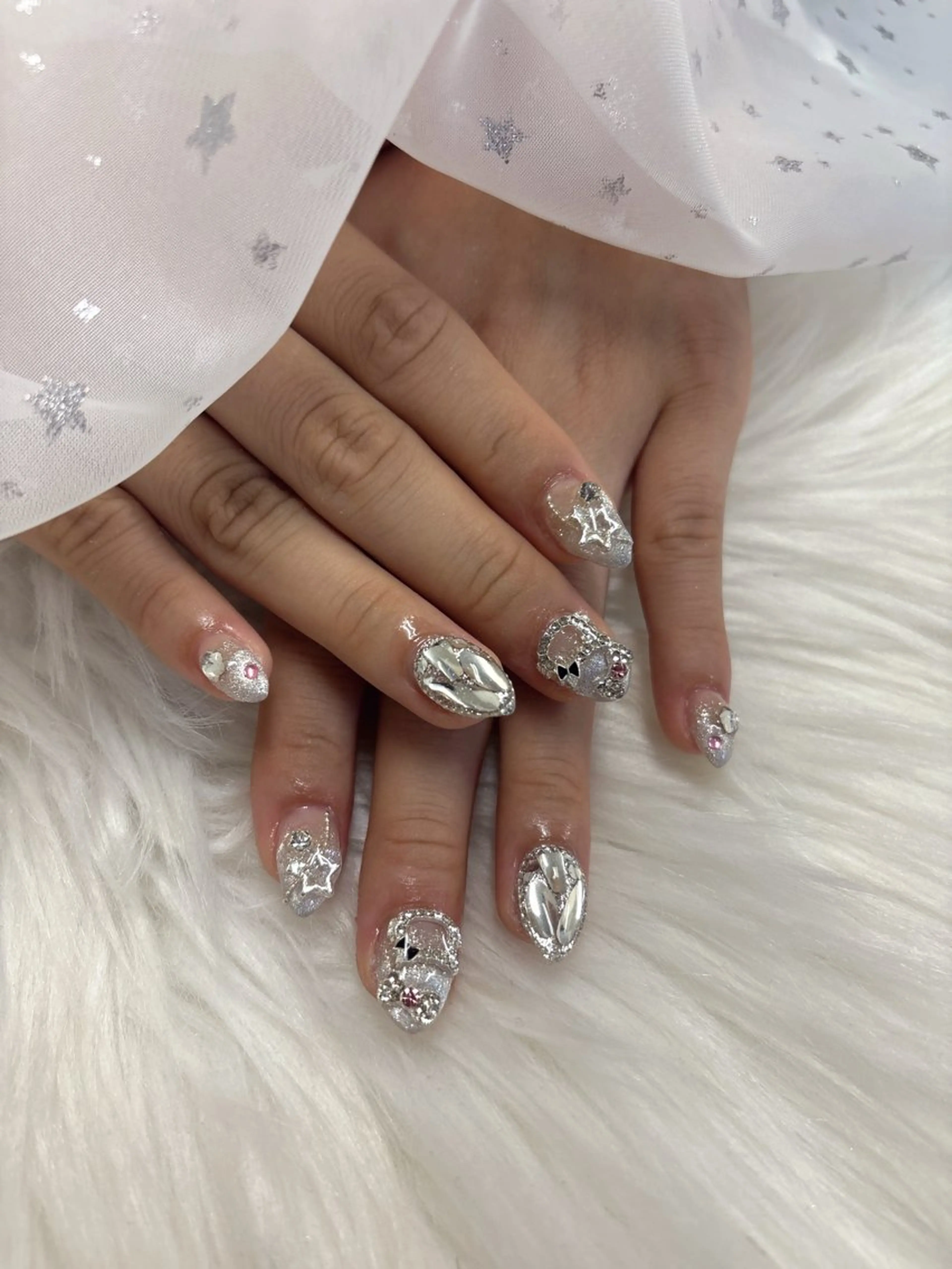 ネイル 髙橋 詩季のネイルデザイン