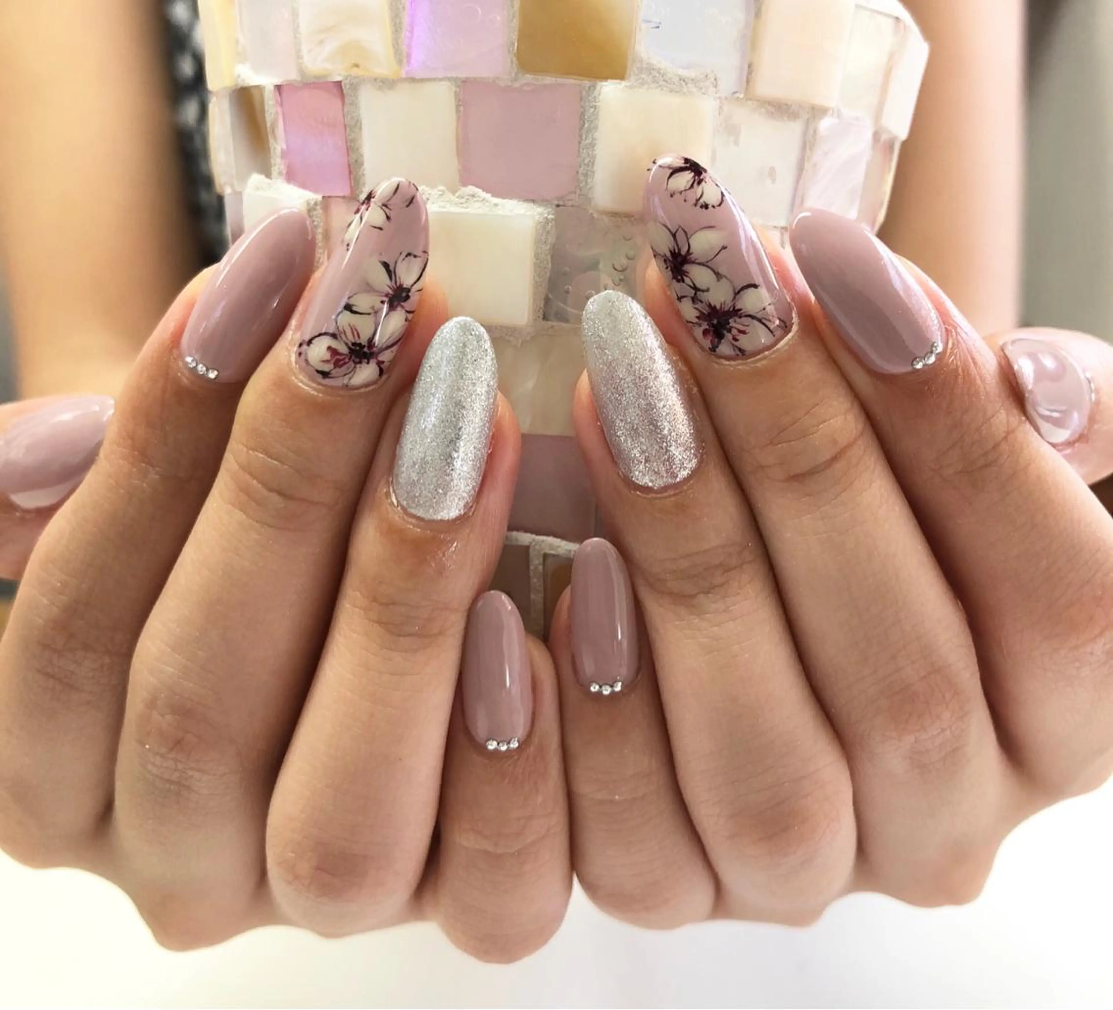 ネイル 小河 仁美のネイルデザイン