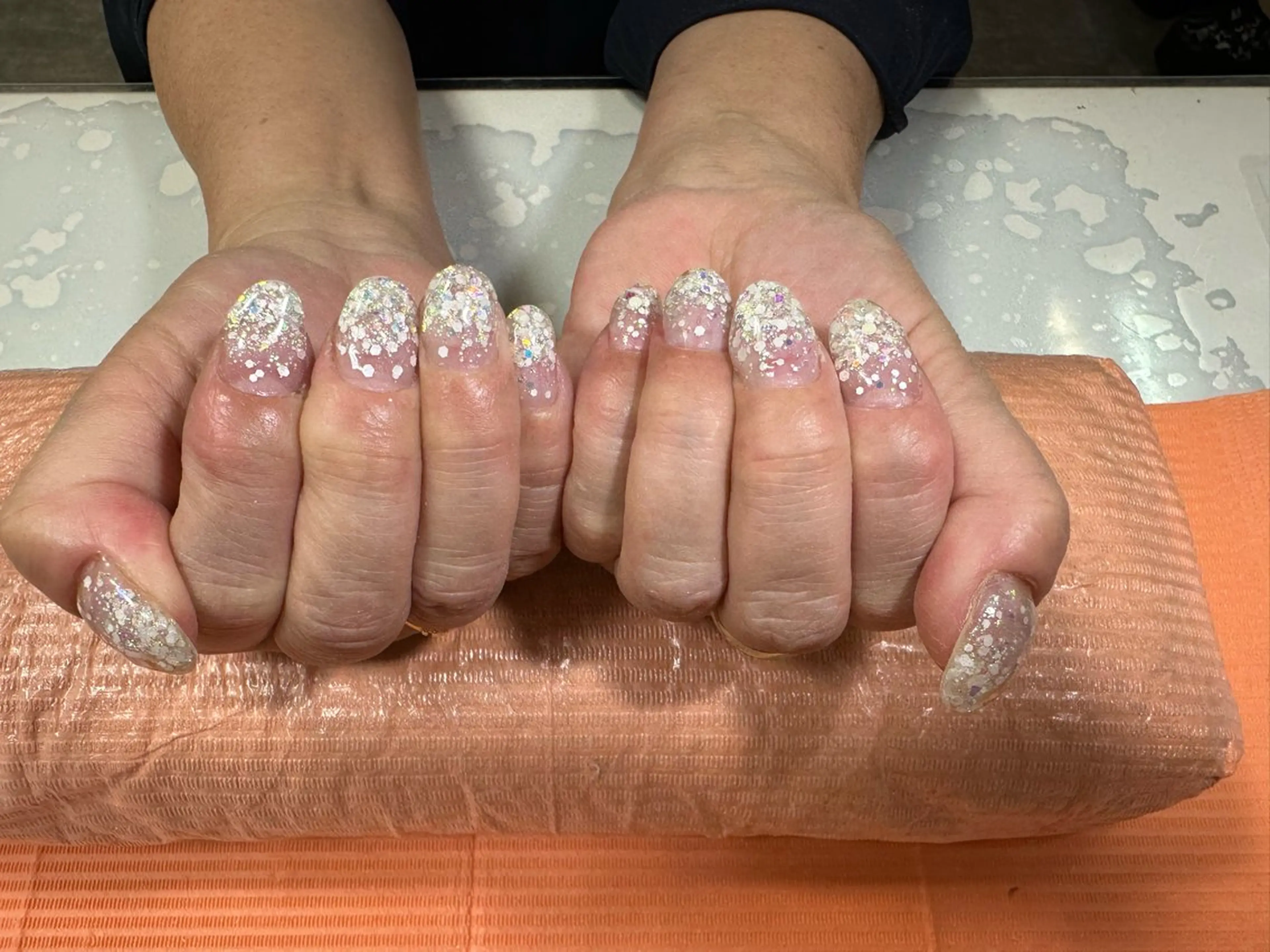 ネイル グラデーション ラメ(グリッター) ラメグラデーション Eyelash＆nail Buena 高円寺店所属・【Jr.ネイリスト】 💜serina💜のネイルデザイン