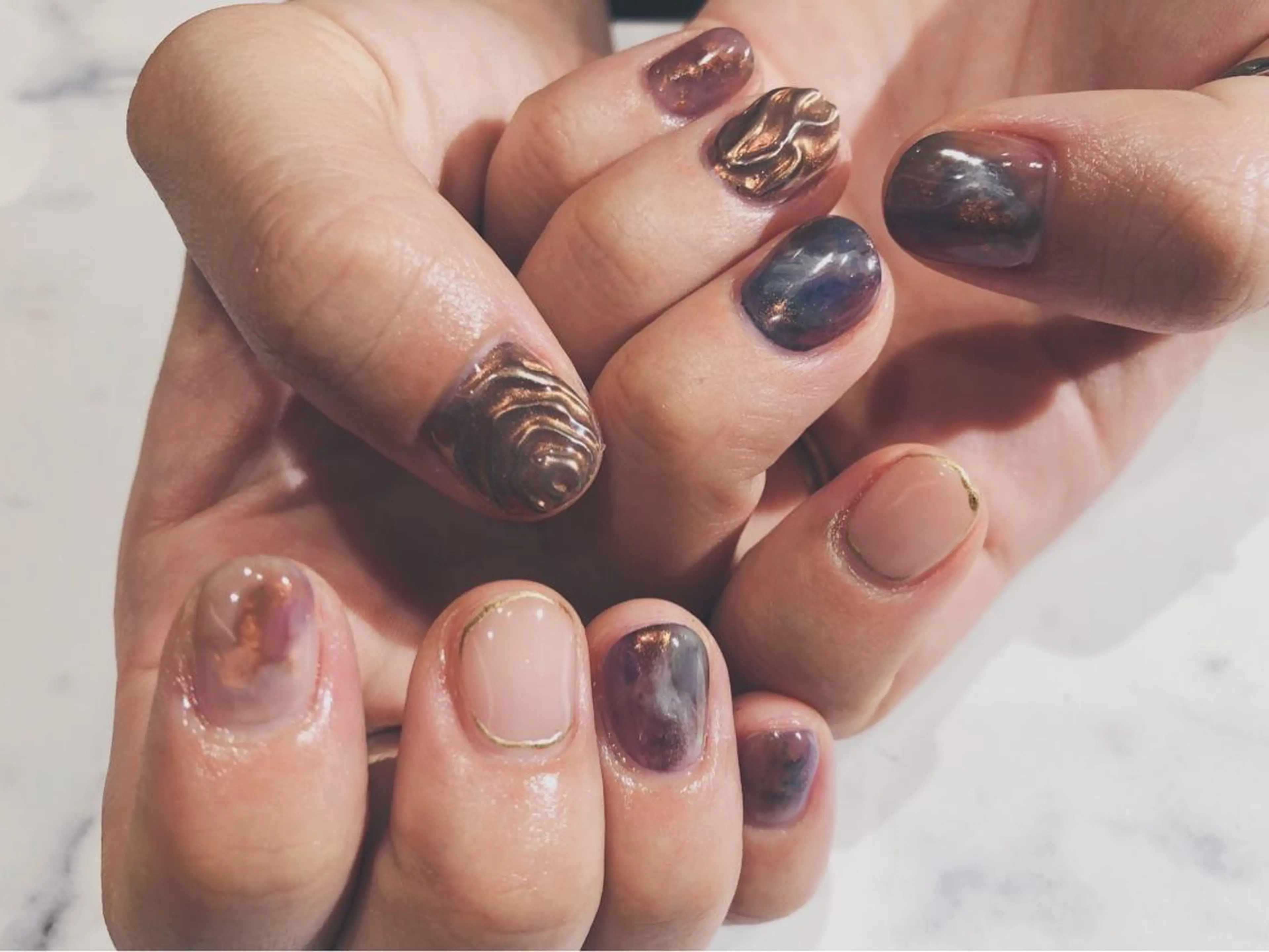 カラー ネイル マツエク・マツパ ハンドネイル illum hicariのネイルデザイン