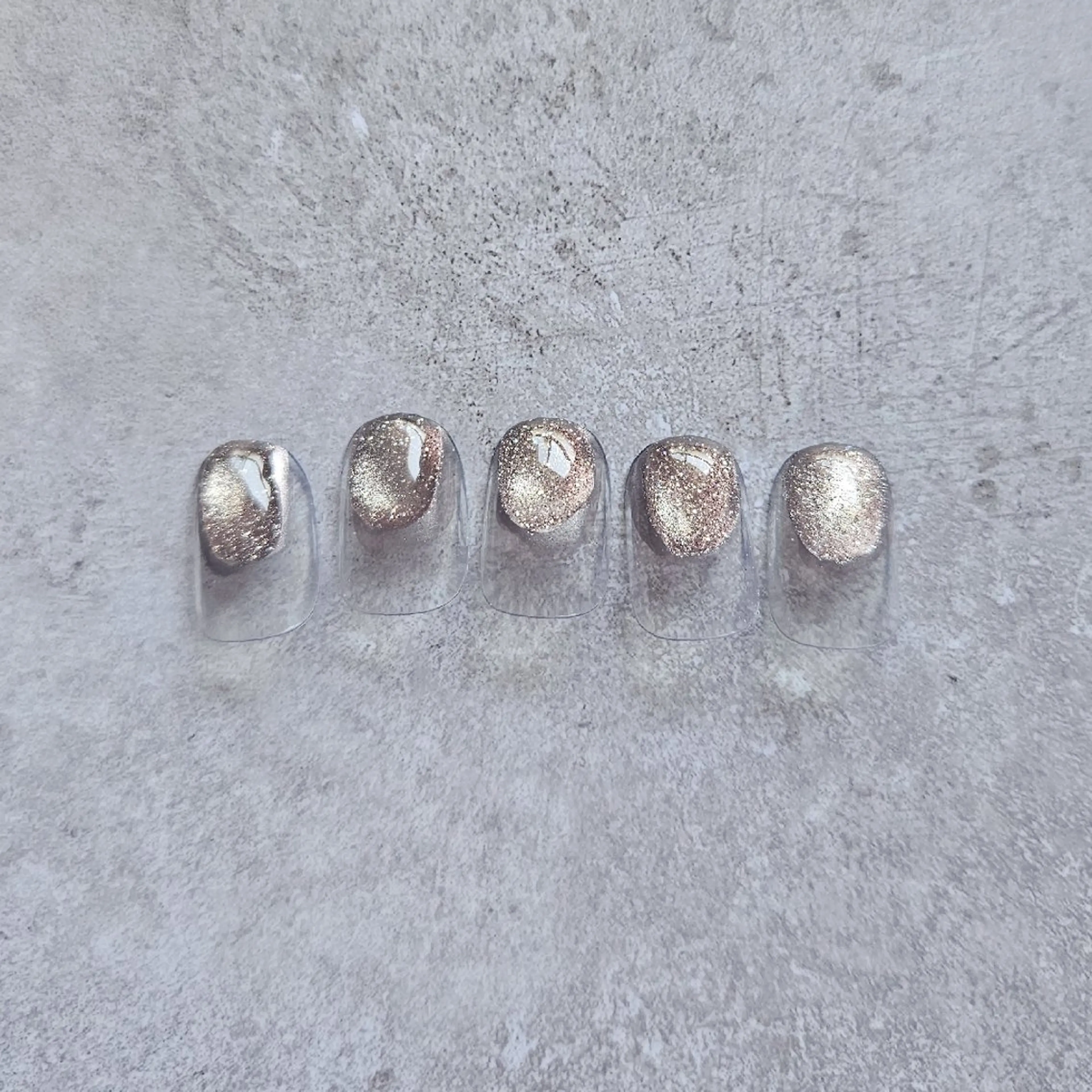 ネイル マグネットネイル シンプルネイル ハンドネイル Nailsalon manoのネイルデザイン