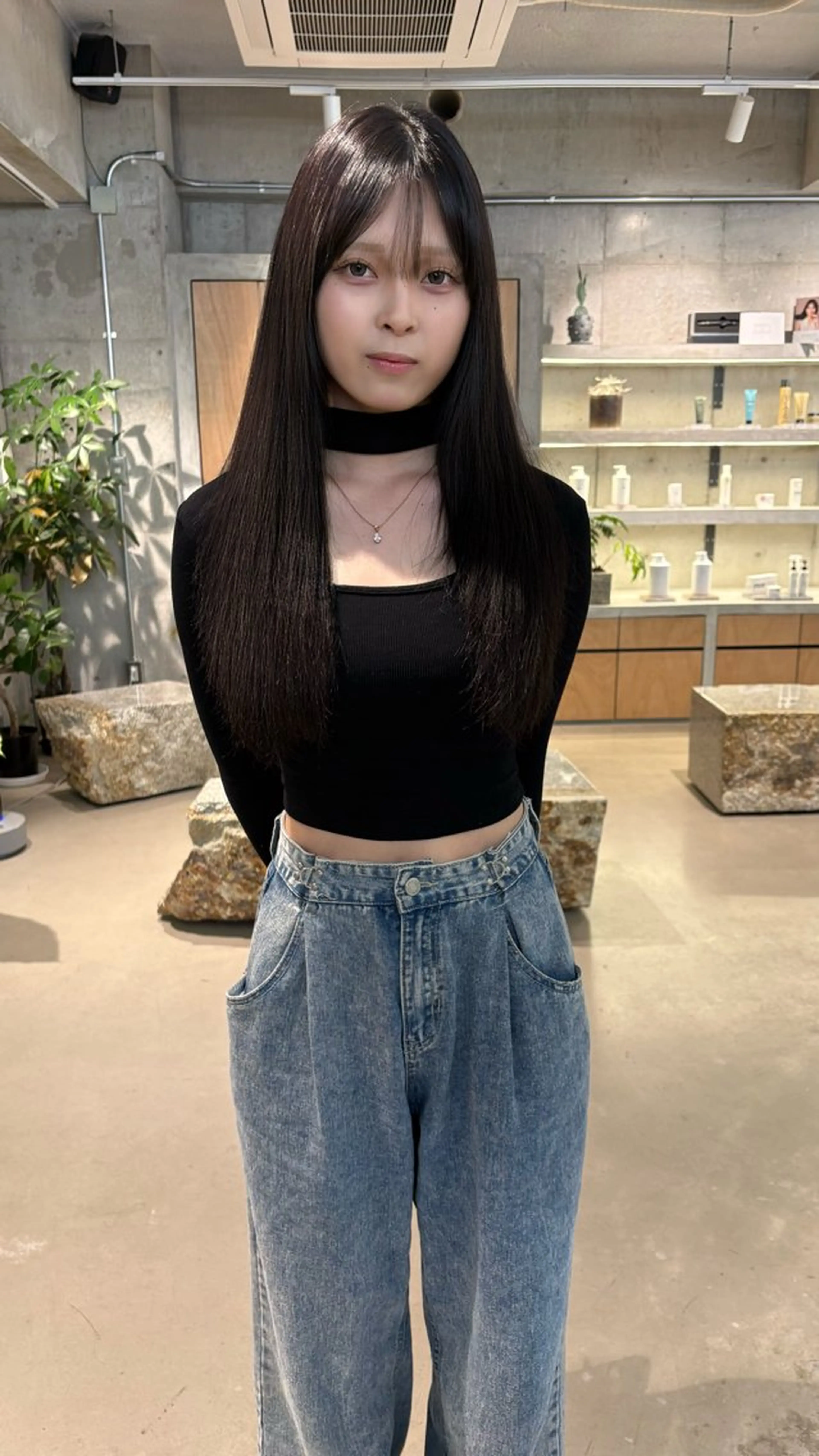 ロング 縮毛矯正 佐々木 蓮のヘアスタイル