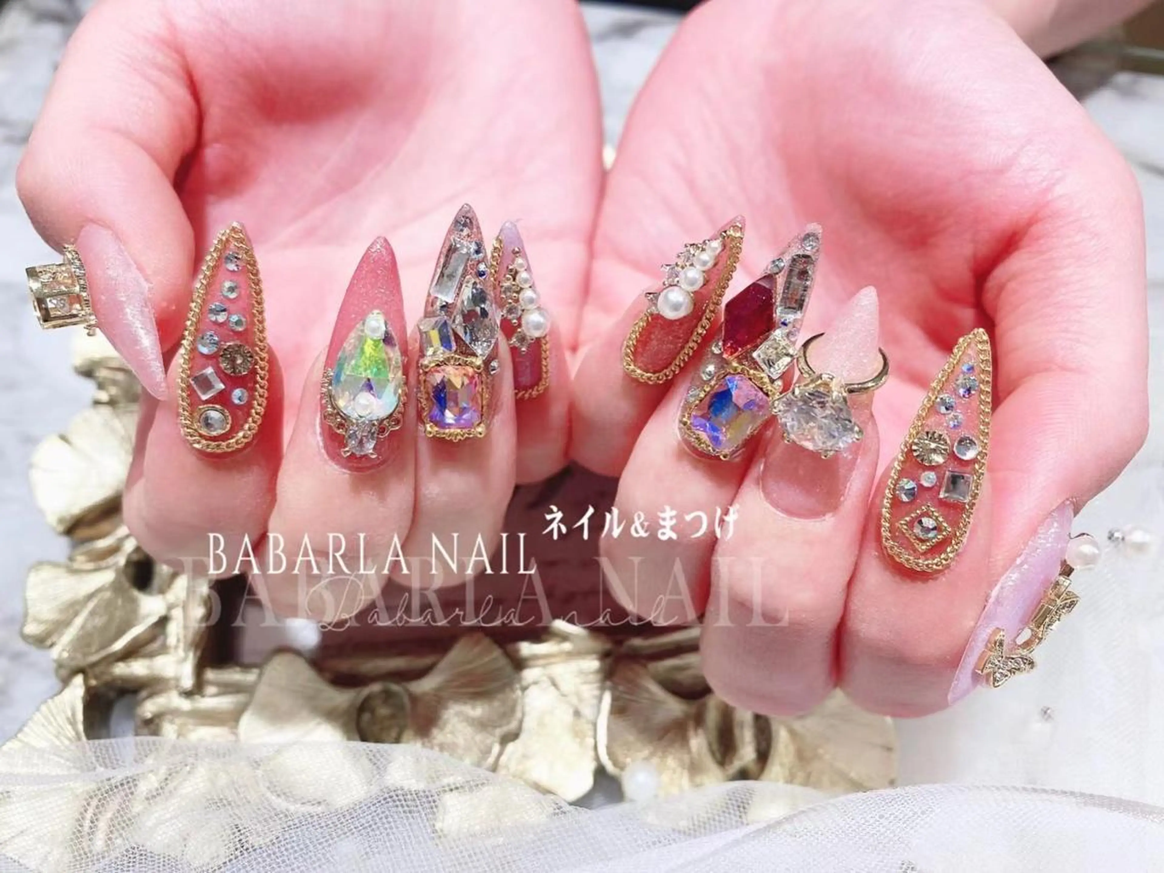 ネイル ピンク ストーンネイル Babarla nailのネイルデザイン