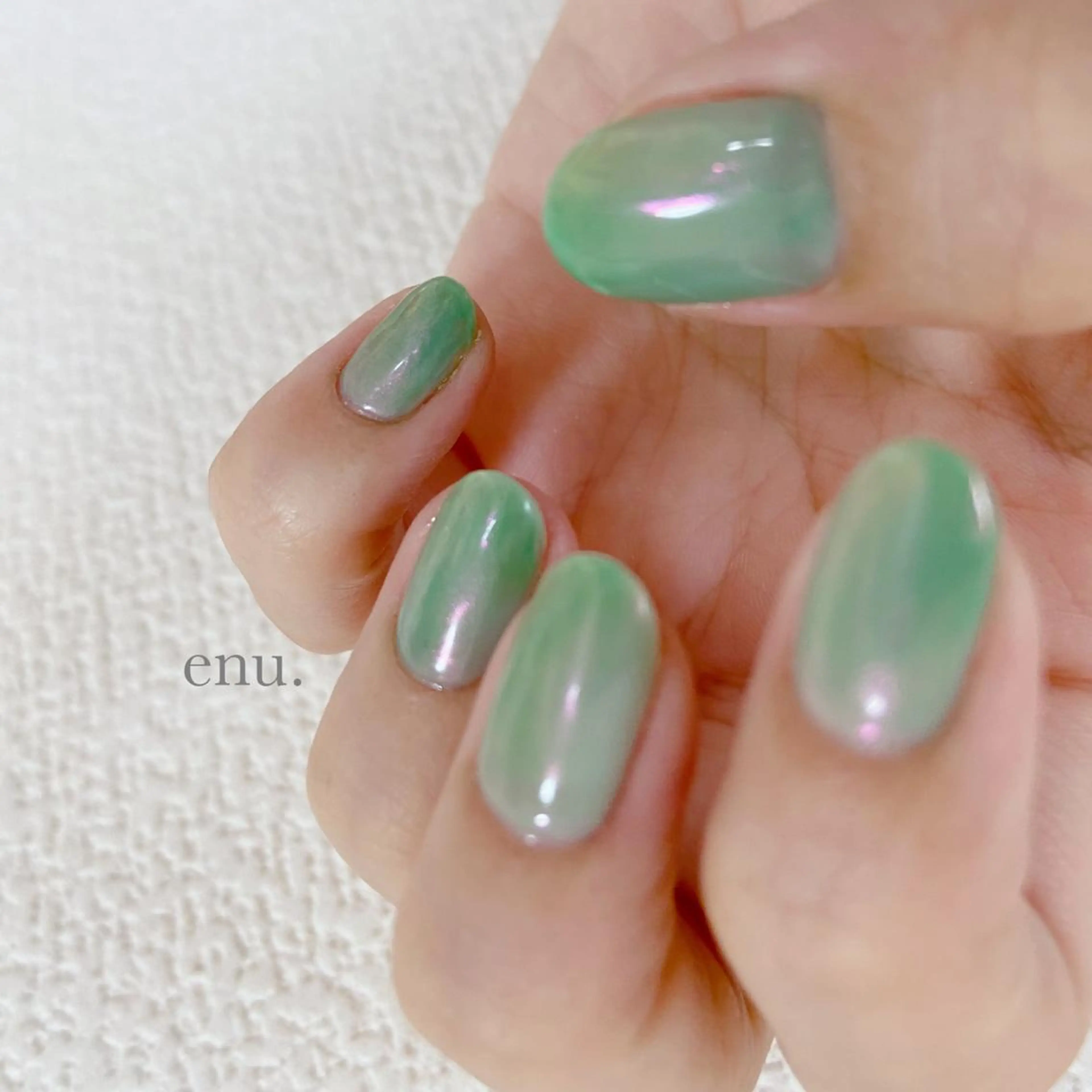 ネイル ミラーネイル ワンカラーネイル ハンドネイル enu. nanakoのネイルデザイン
