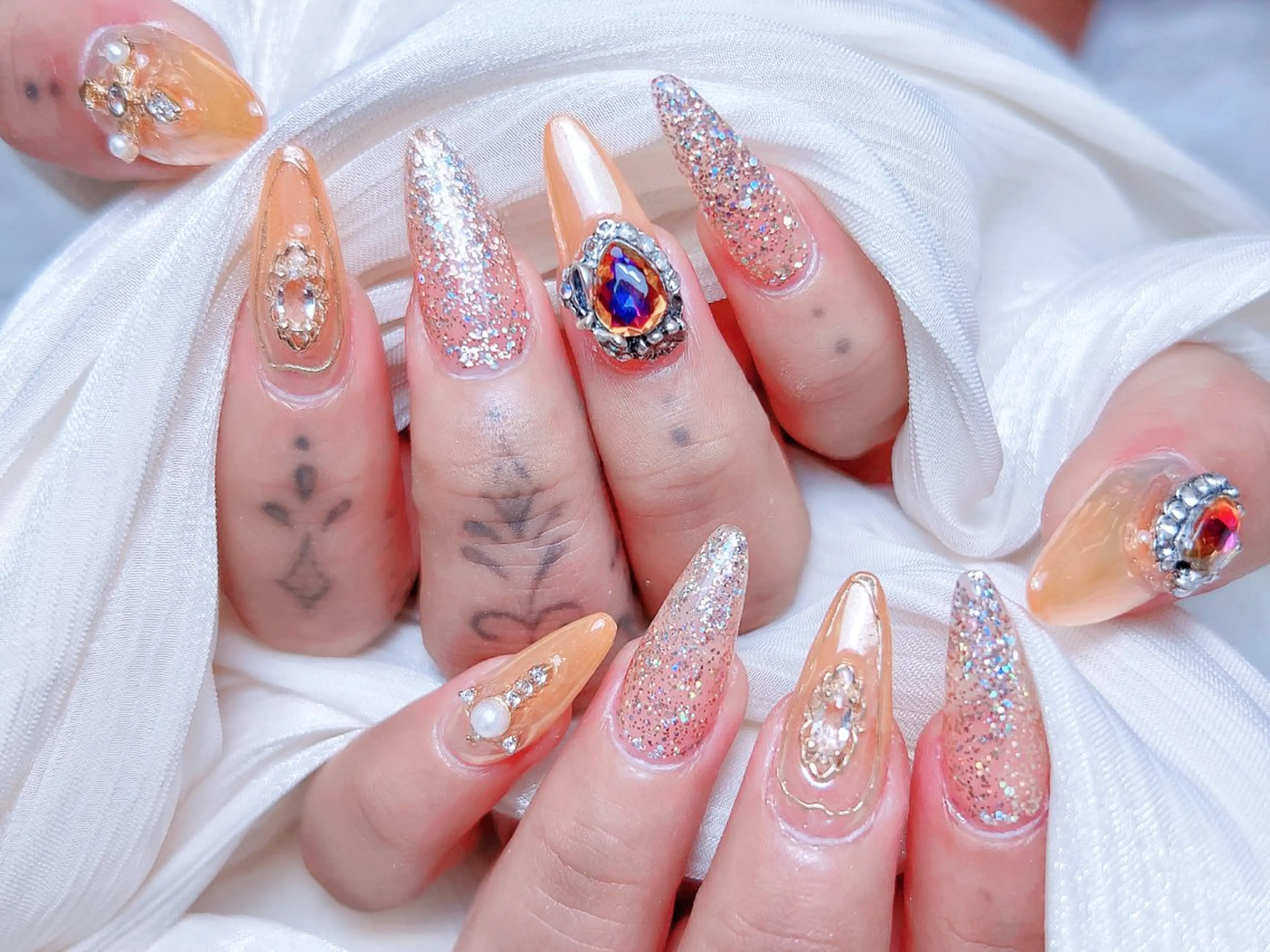 ネイル ハンドネイル M🌷nail 長さだし専門店のネイルデザイン