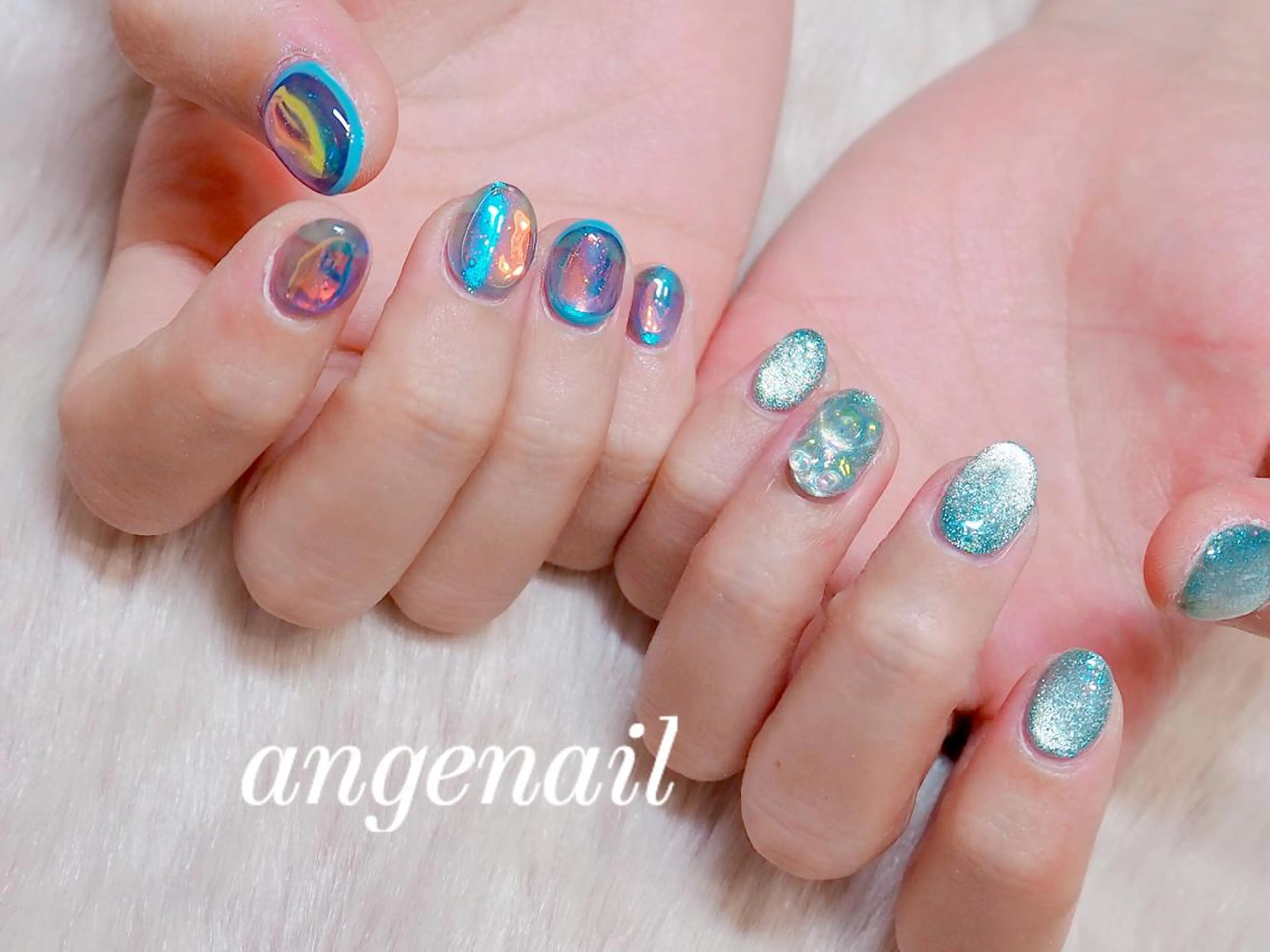 ネイル ハンドネイル オーナーネイリスト MAKIのネイルデザイン