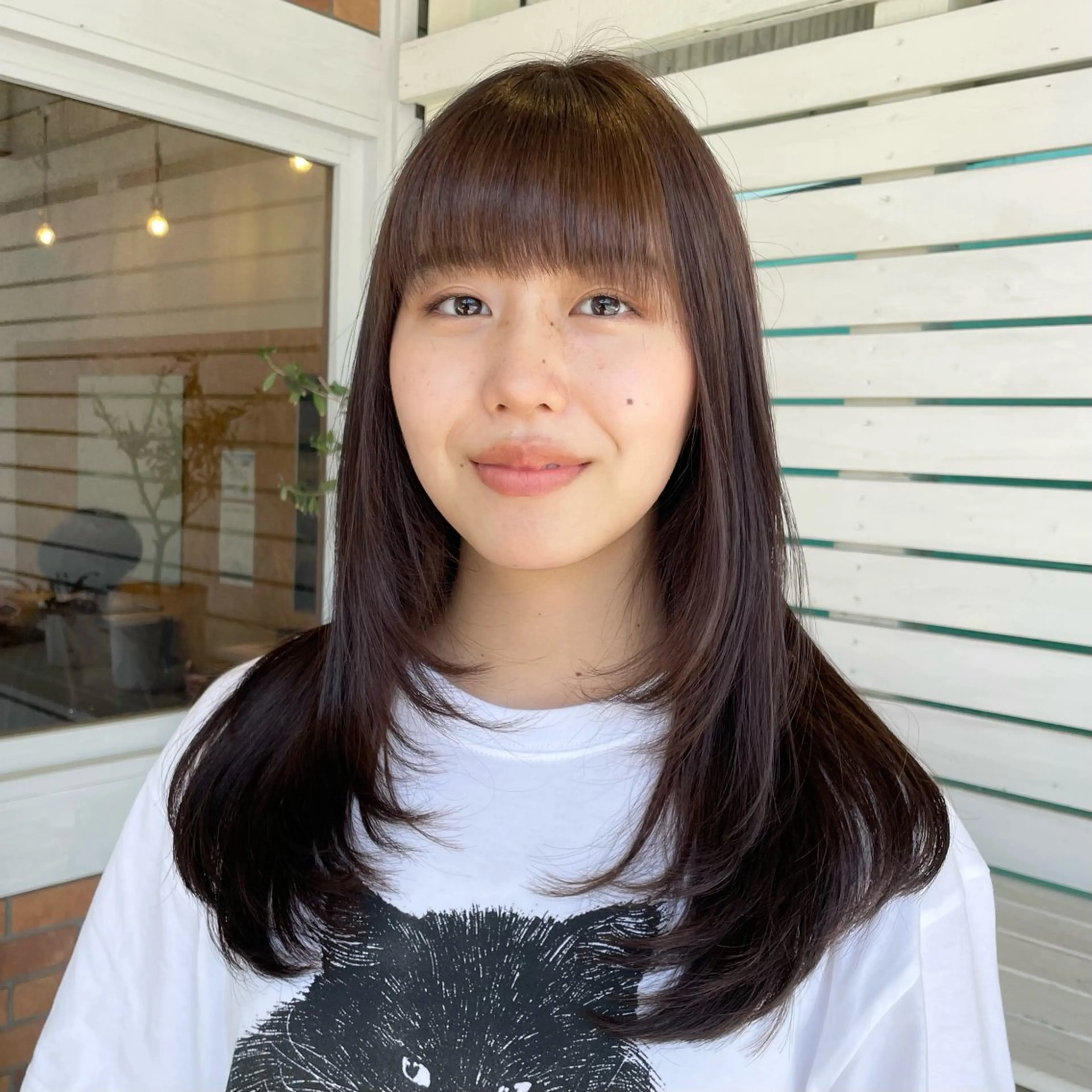 セミロング カラー 透明感カラー レイヤーカット カット FRANK所属・こいけ みきののヘアスタイル