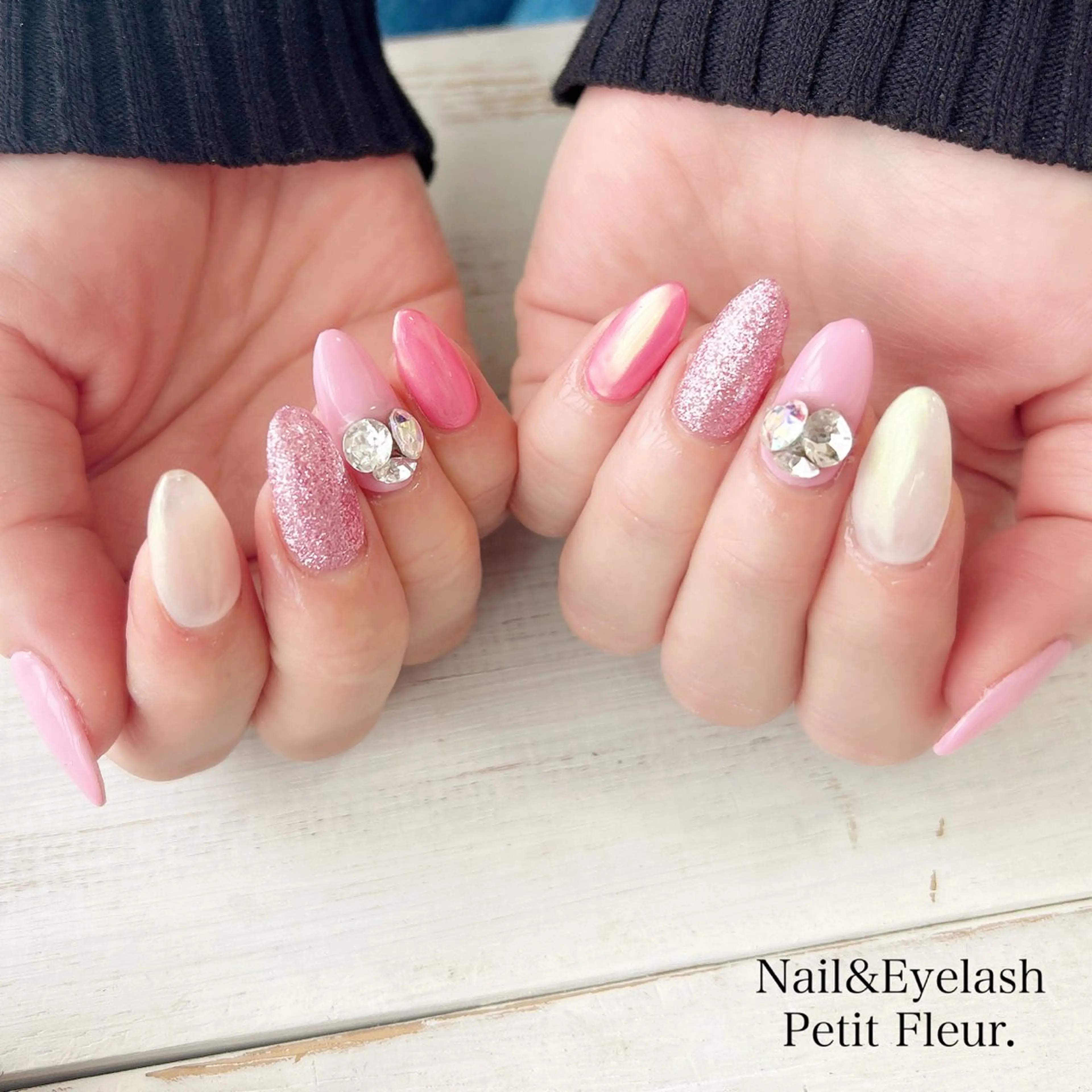 ネイル Petit Fleur所属・青柳 亜梨奈のマツエク・マツパデザイン