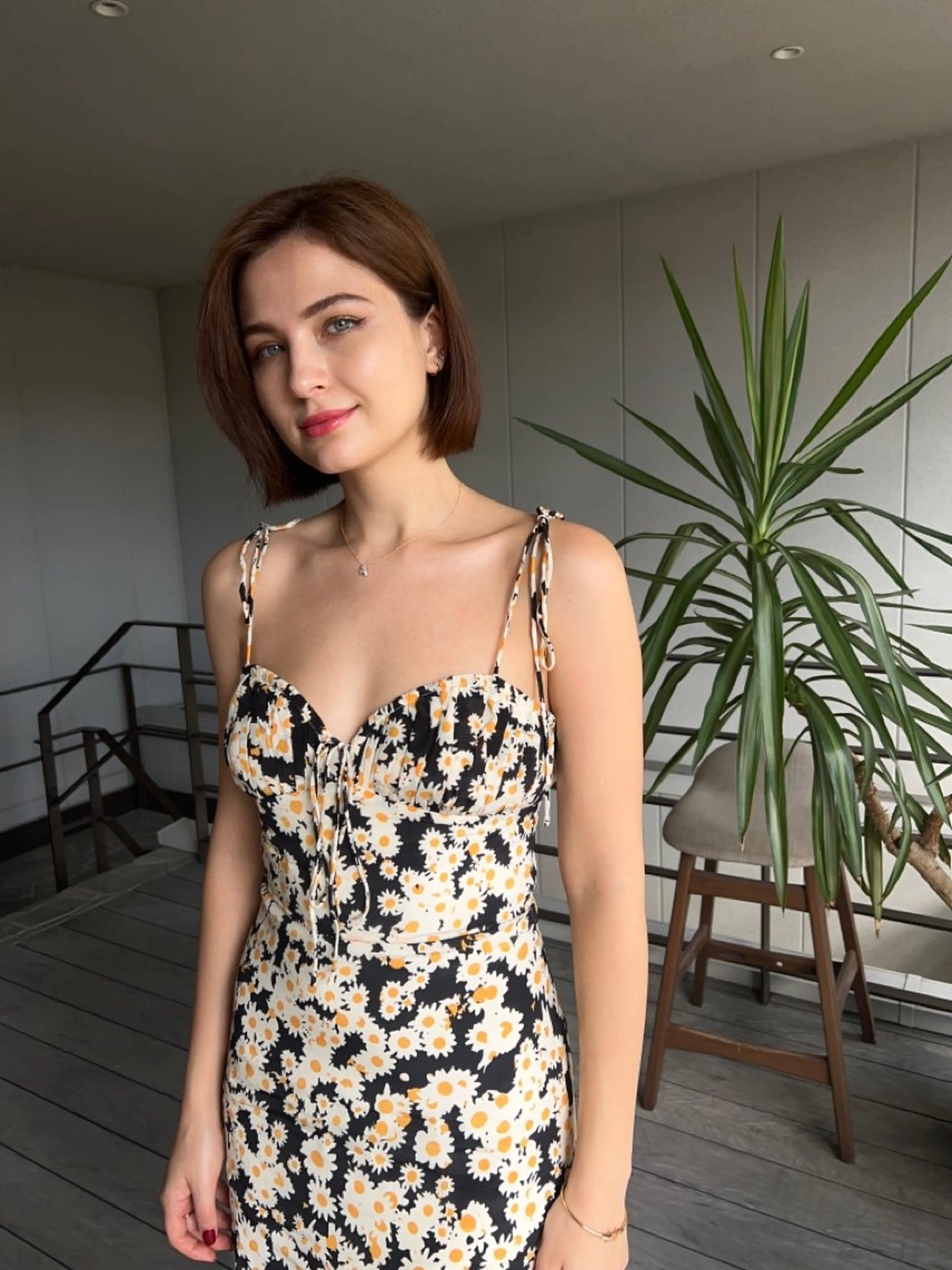 ミディアム カラー ボブ 海外風カーテンバング Mao広尾美容室のヘアスタイル