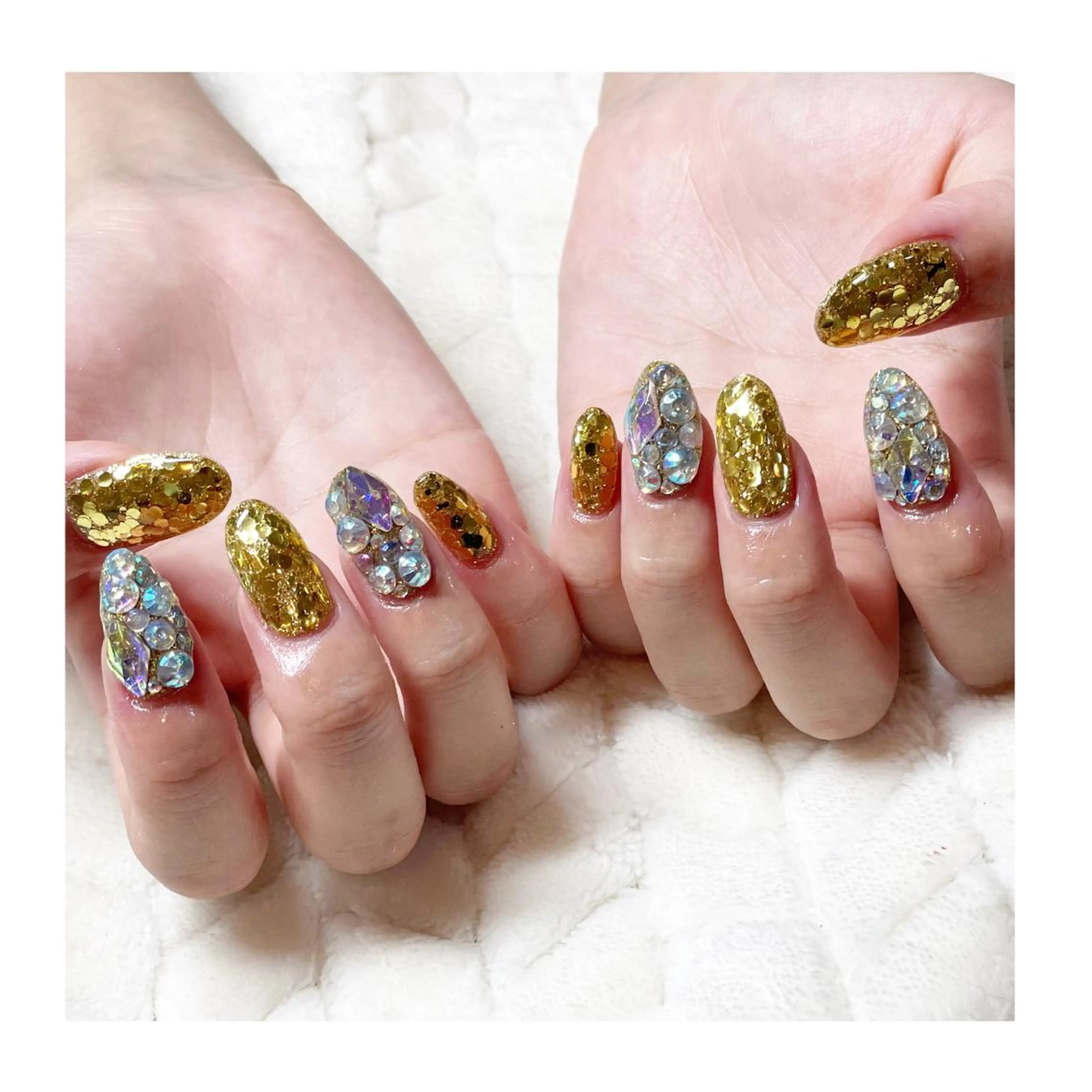 ネイル アートネイル ジェルネイル ゴールド ホログラムネイル キラキラネイル ハンドネイル LaLa Peach 福岡のマツエク・マツパデザイン