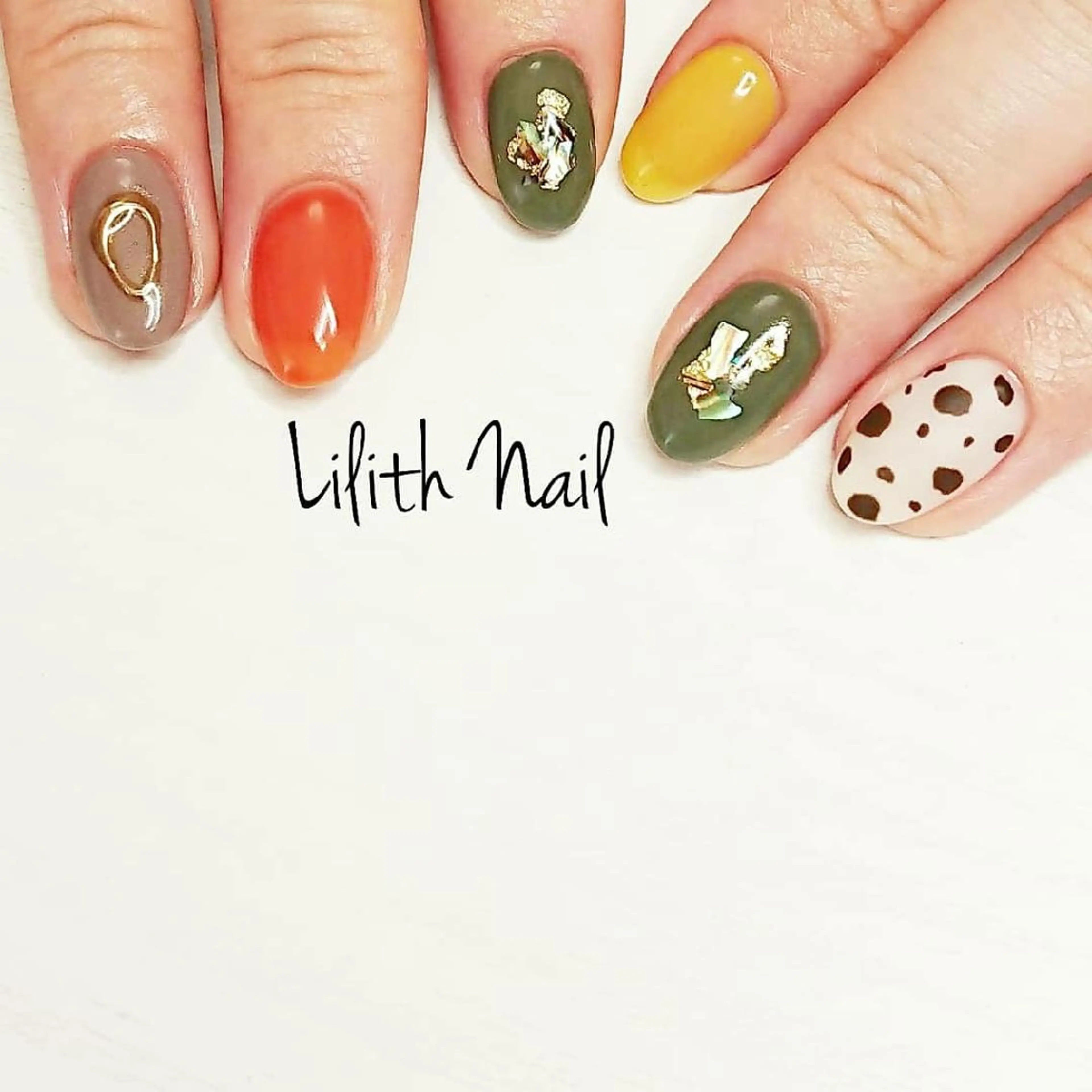 ネイル マットネイル ハンドネイル Lilith Nailのネイルデザイン