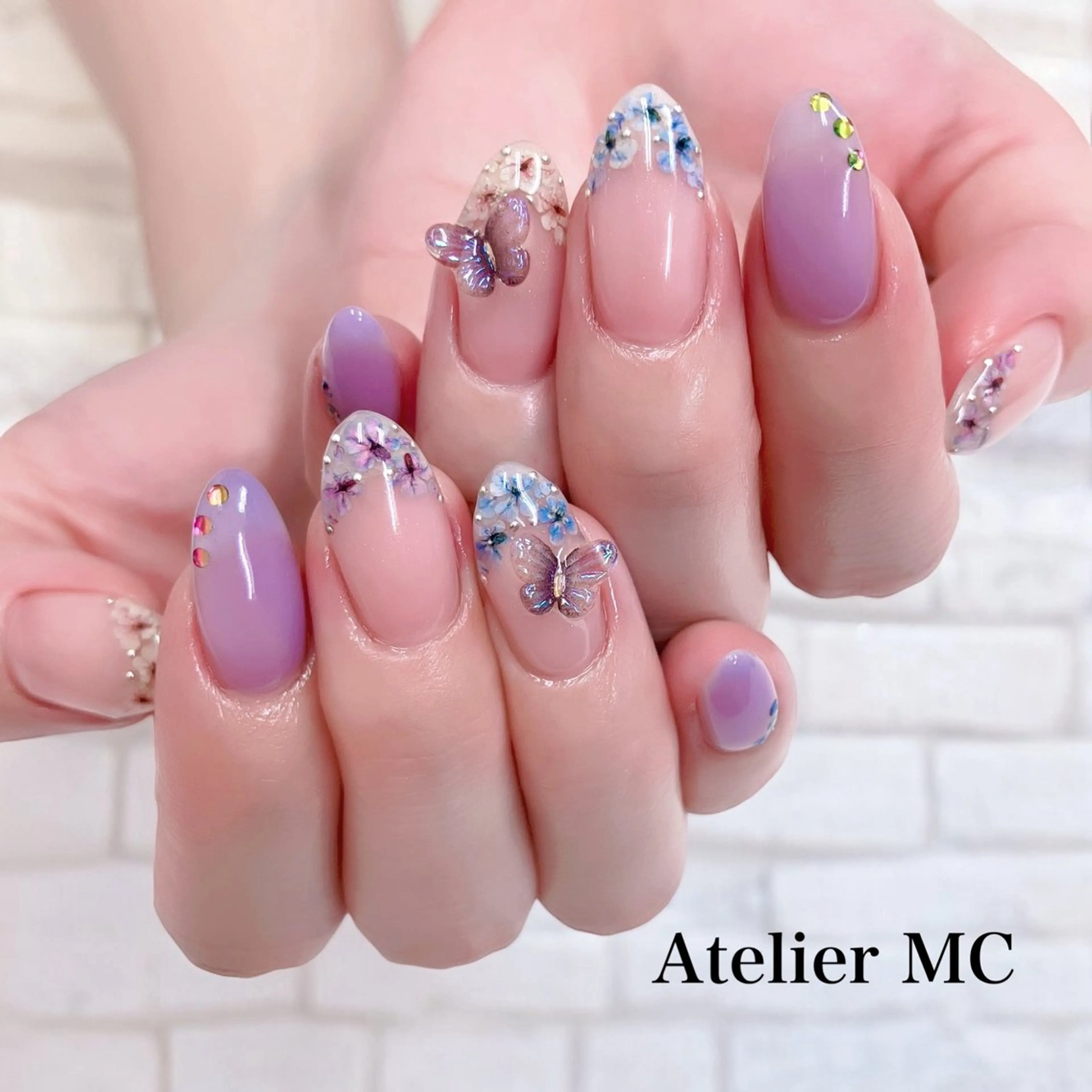 🦋ドライフラワーフレンチに小さめ蝶々🦋の写真