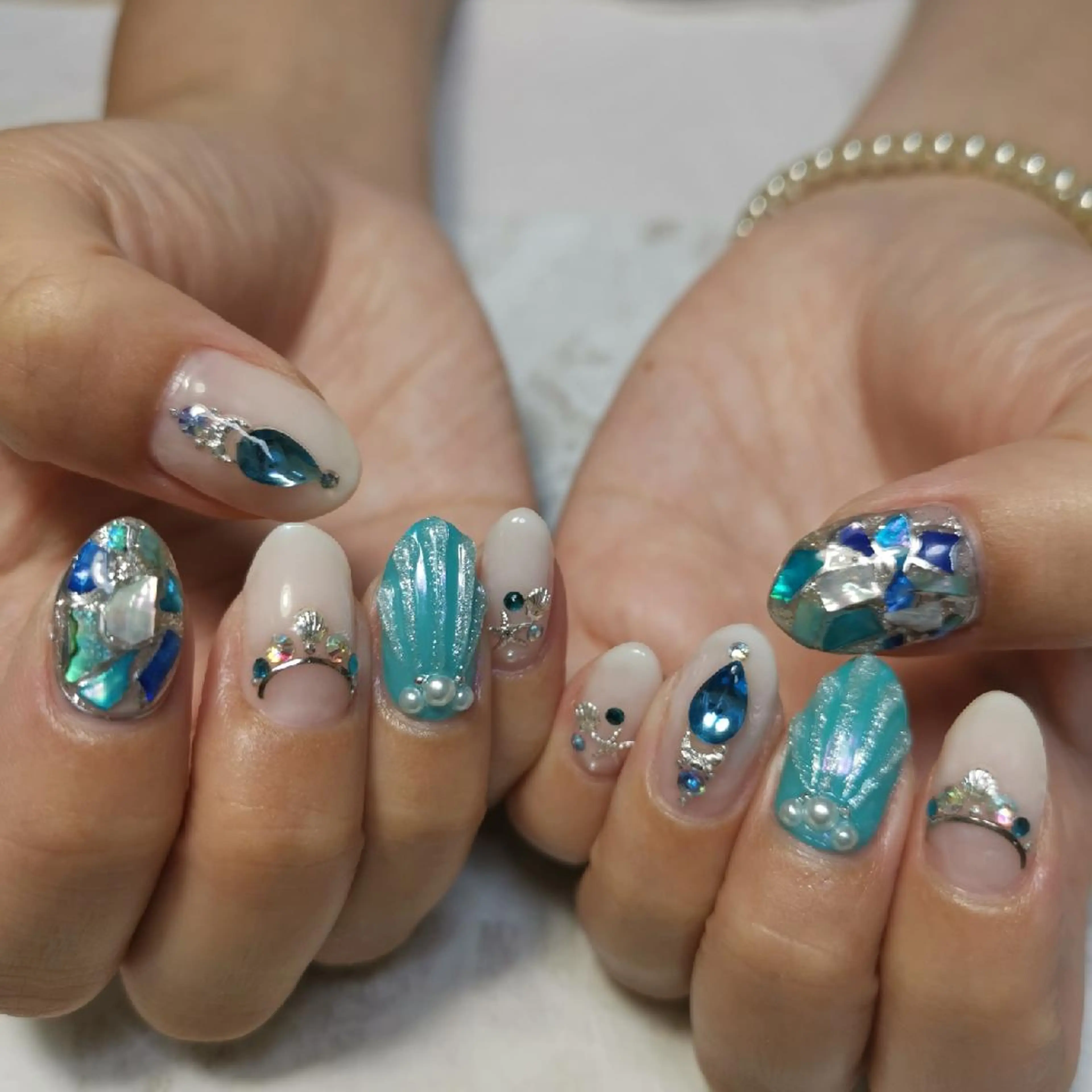 ネイル 持ち込み ハンドネイル reve あやののネイルデザイン