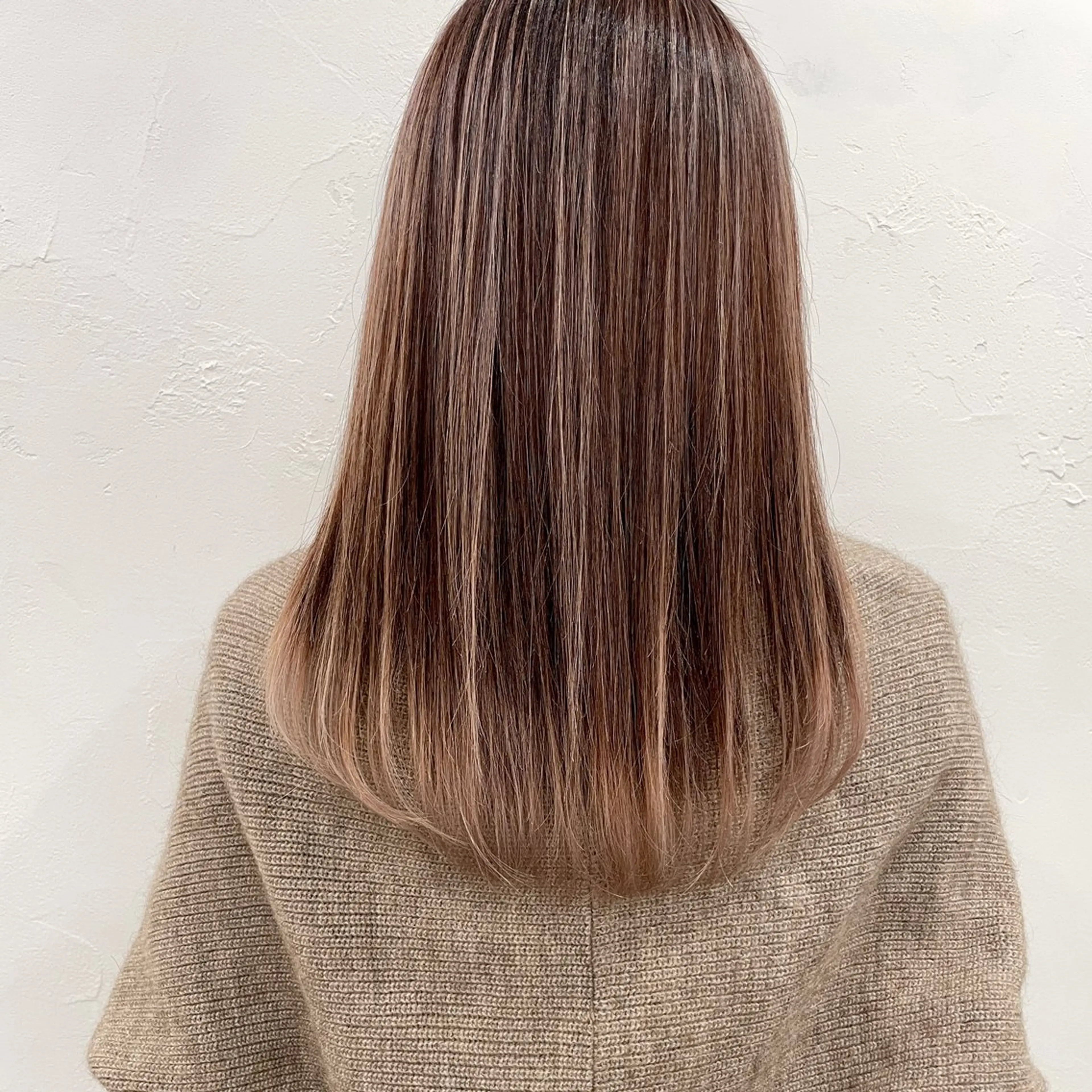 👩👨‍🦱女性男性、練習モデル募集中👨‍🦱👩　髪質改善【縮毛矯正ストレート】の写真