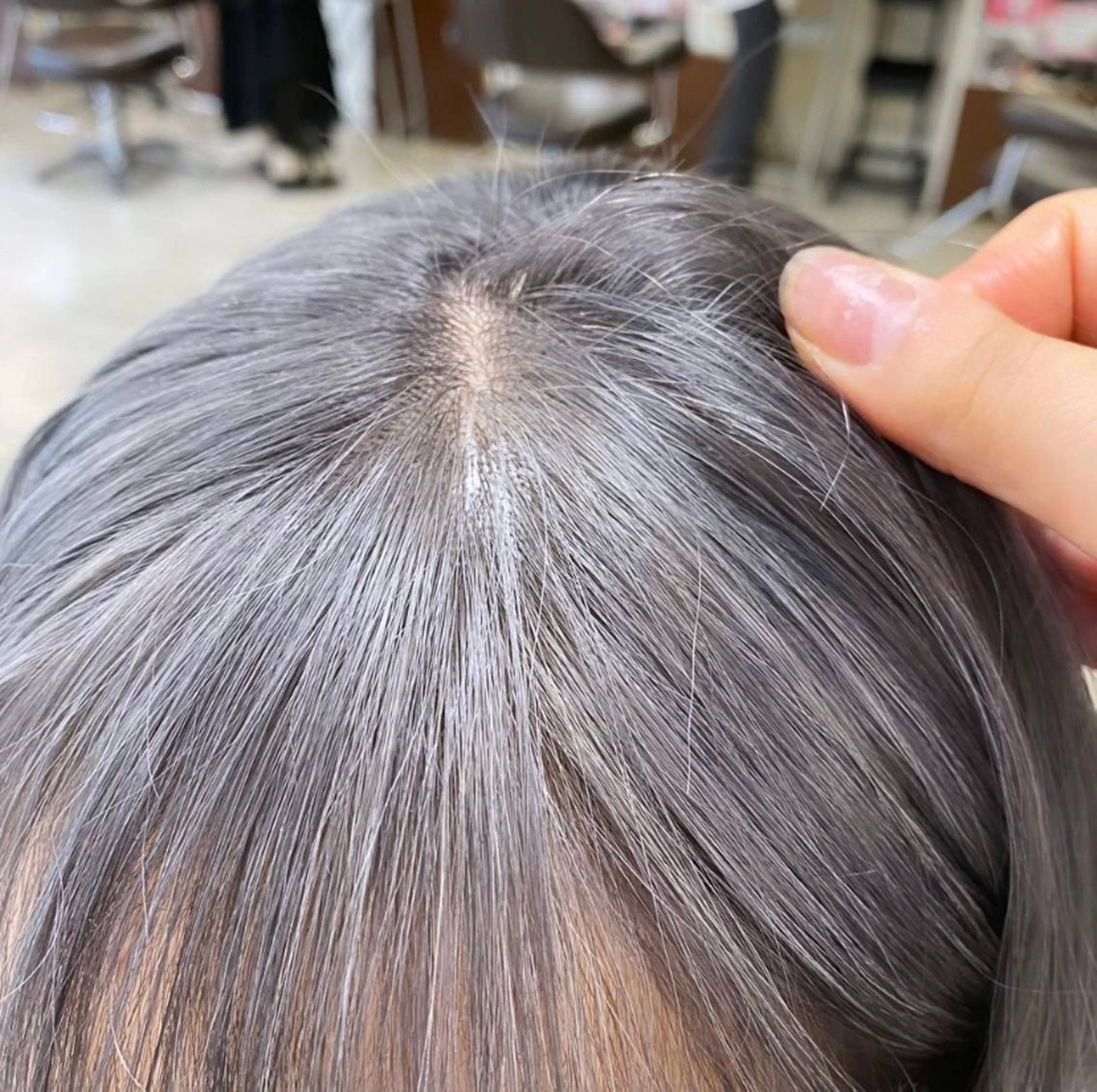 セミロング カラー ヘアアレンジ ヘアカラー トリートメント HAIRSALONLOOP所属・川上 麻梨阿のヘアスタイル