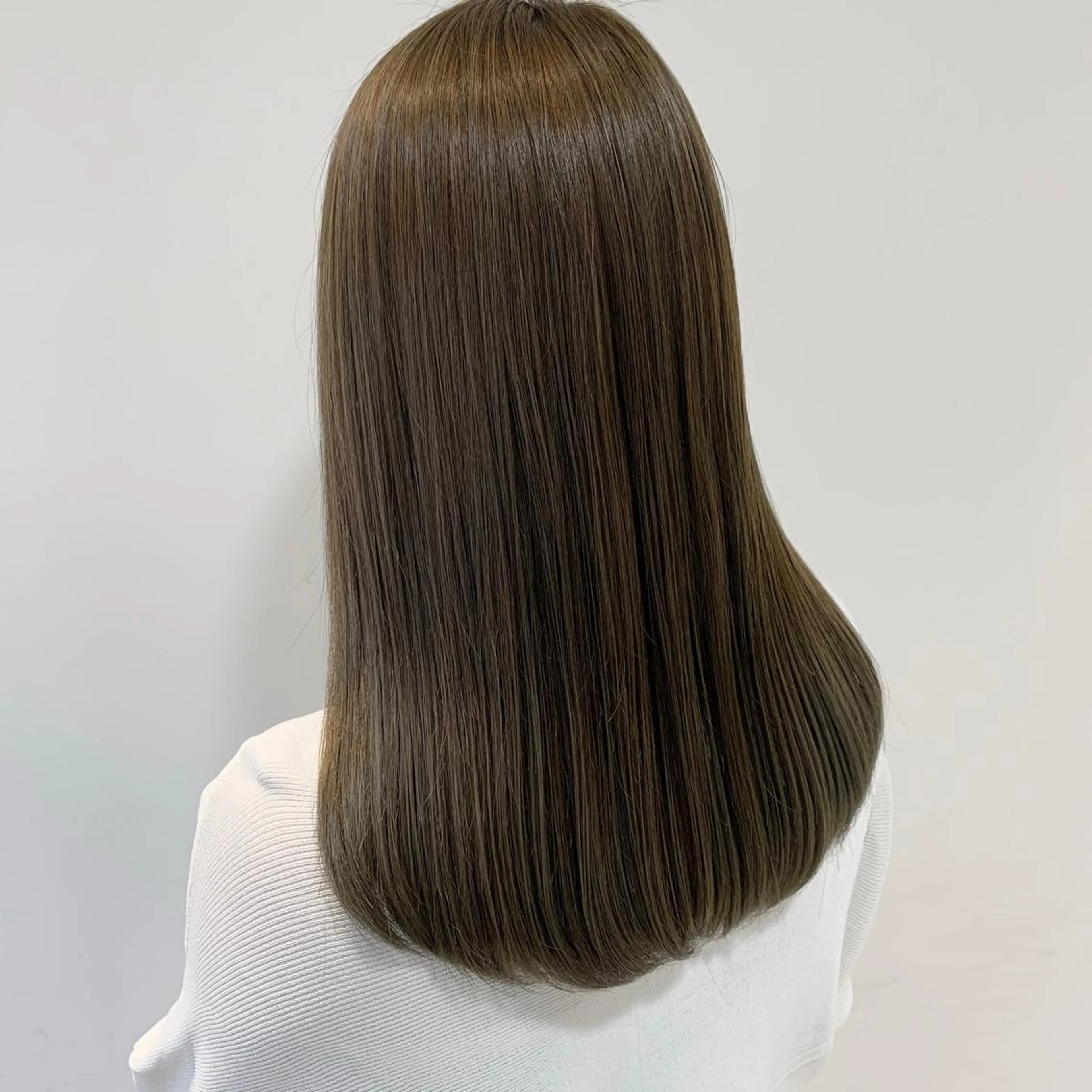 セミロング 【ボブ、ミディアム、 髪質改善】浅川俊輝のヘアスタイル