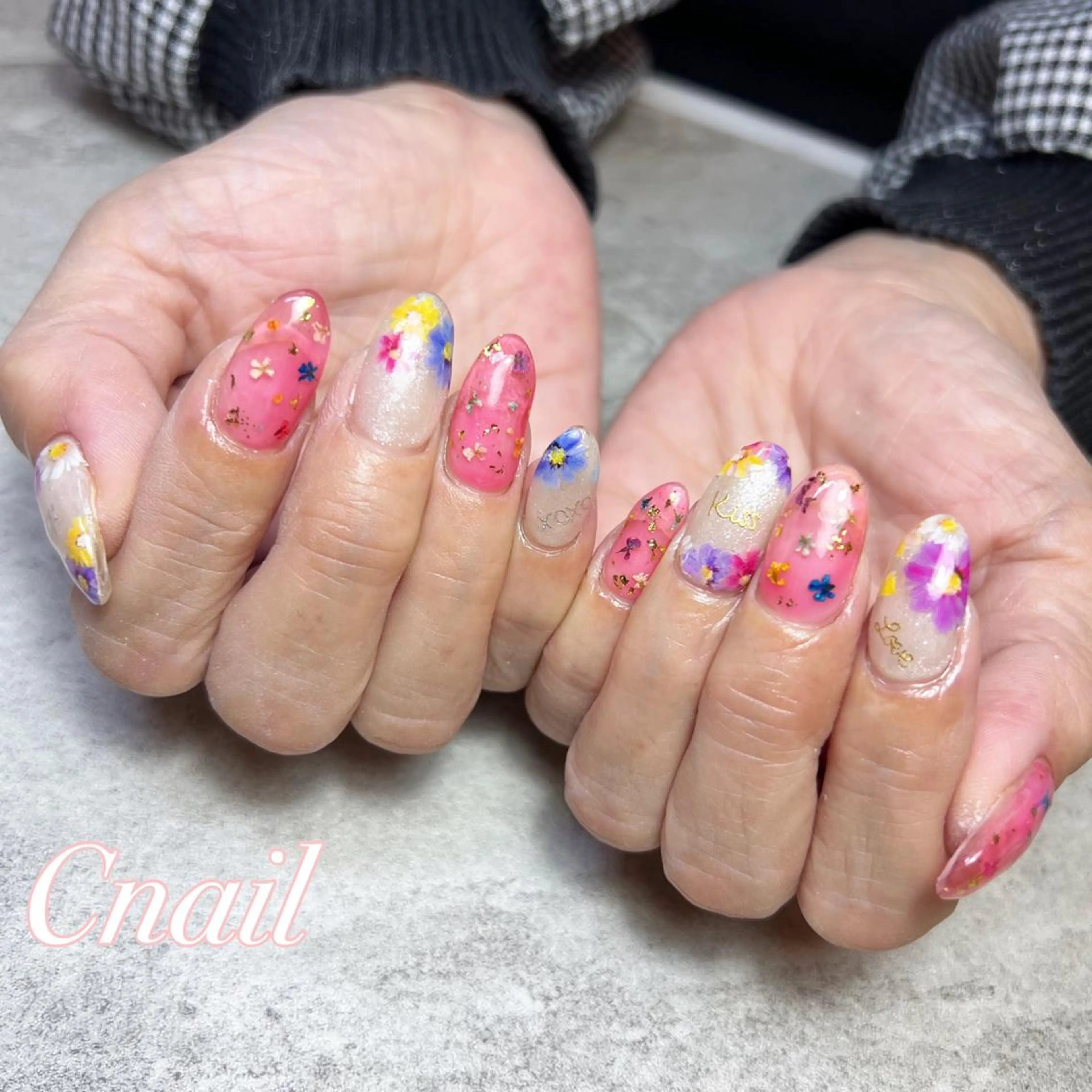 ネイル C's coffret所属・C's coffretのネイルデザイン