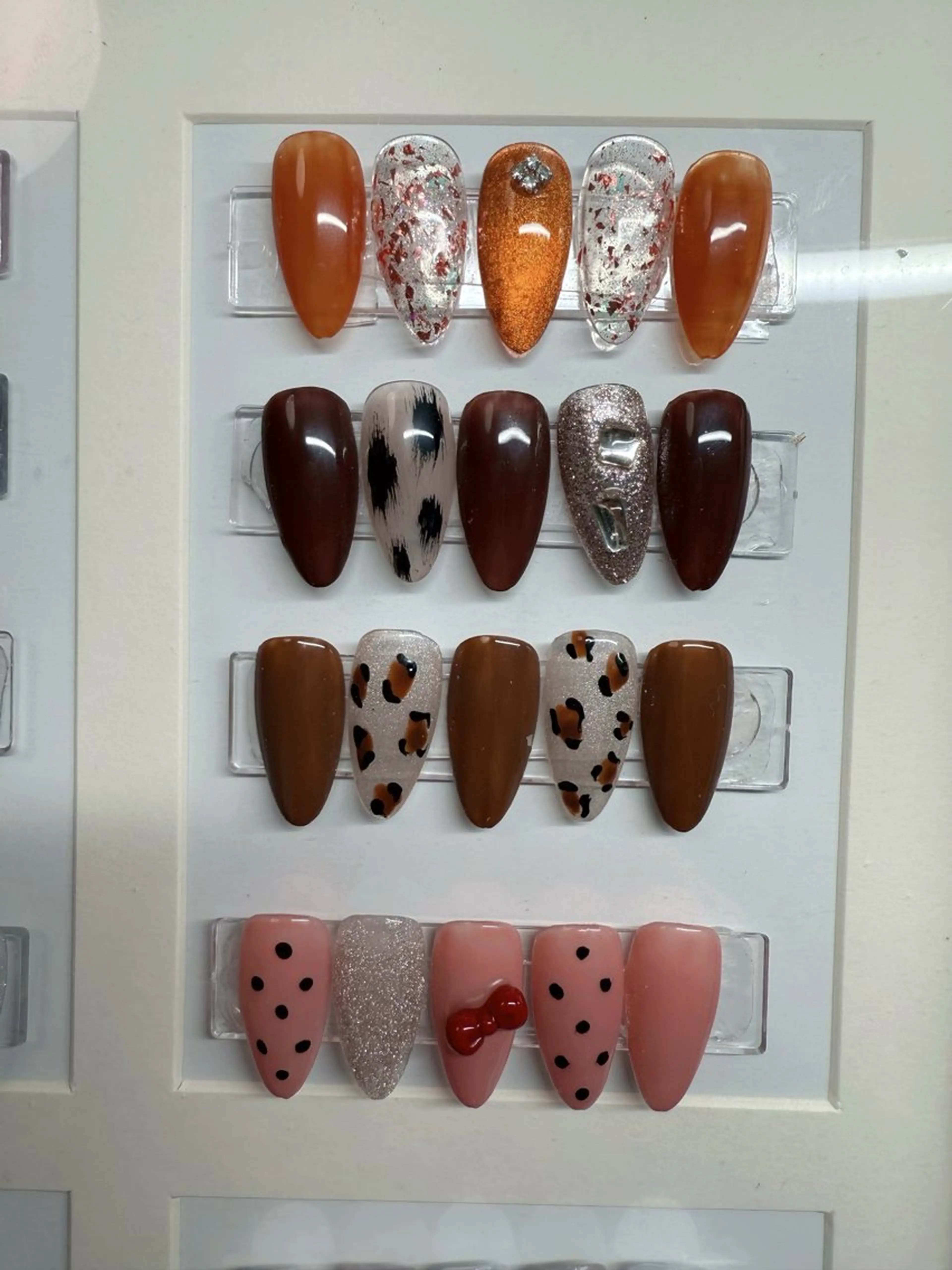 ネイル ハンドネイル ハンドケア リン リンのネイルデザイン