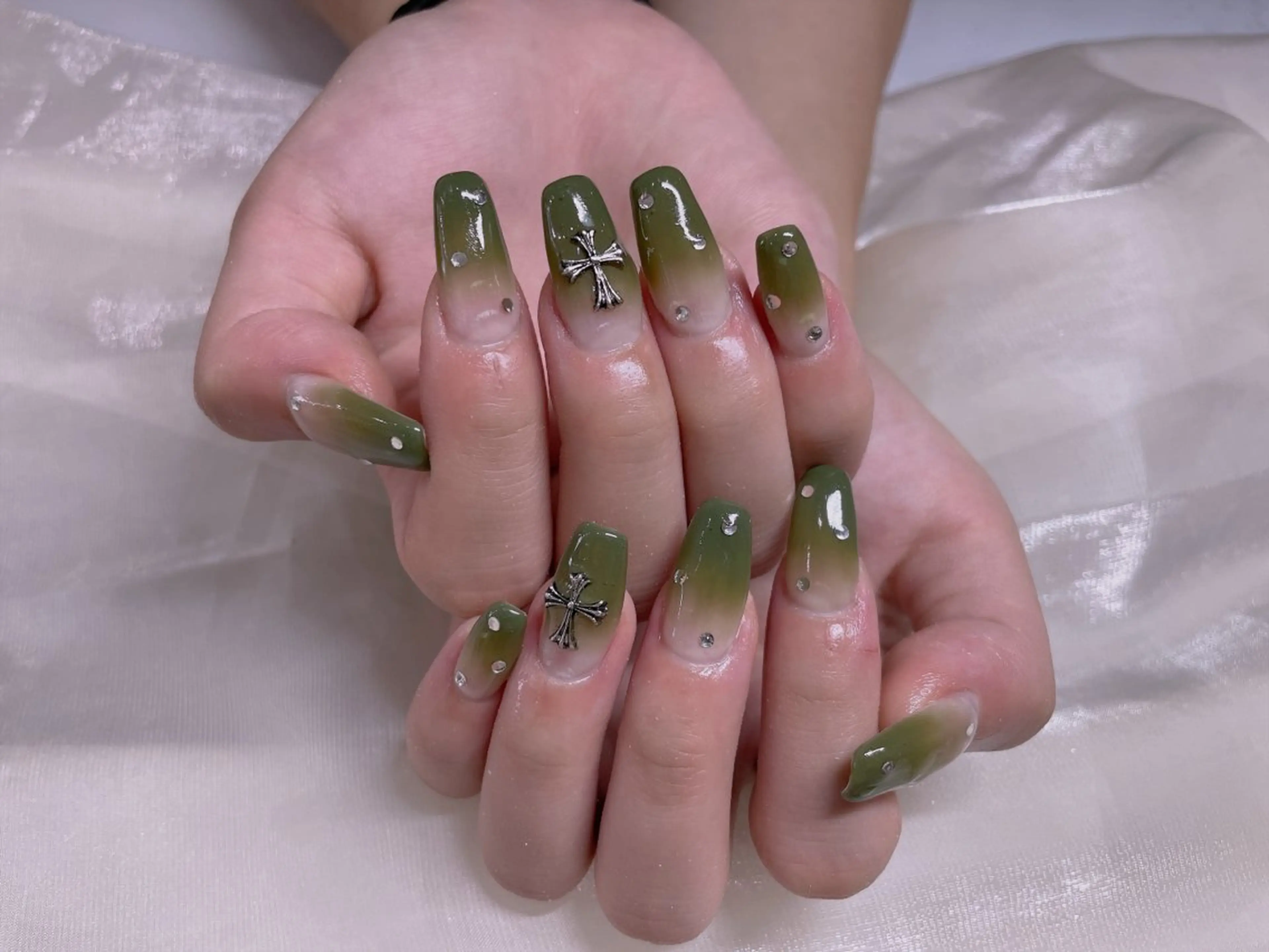 ネイル ハンドネイル 長さだし専門店 M2　rikaのネイルデザイン