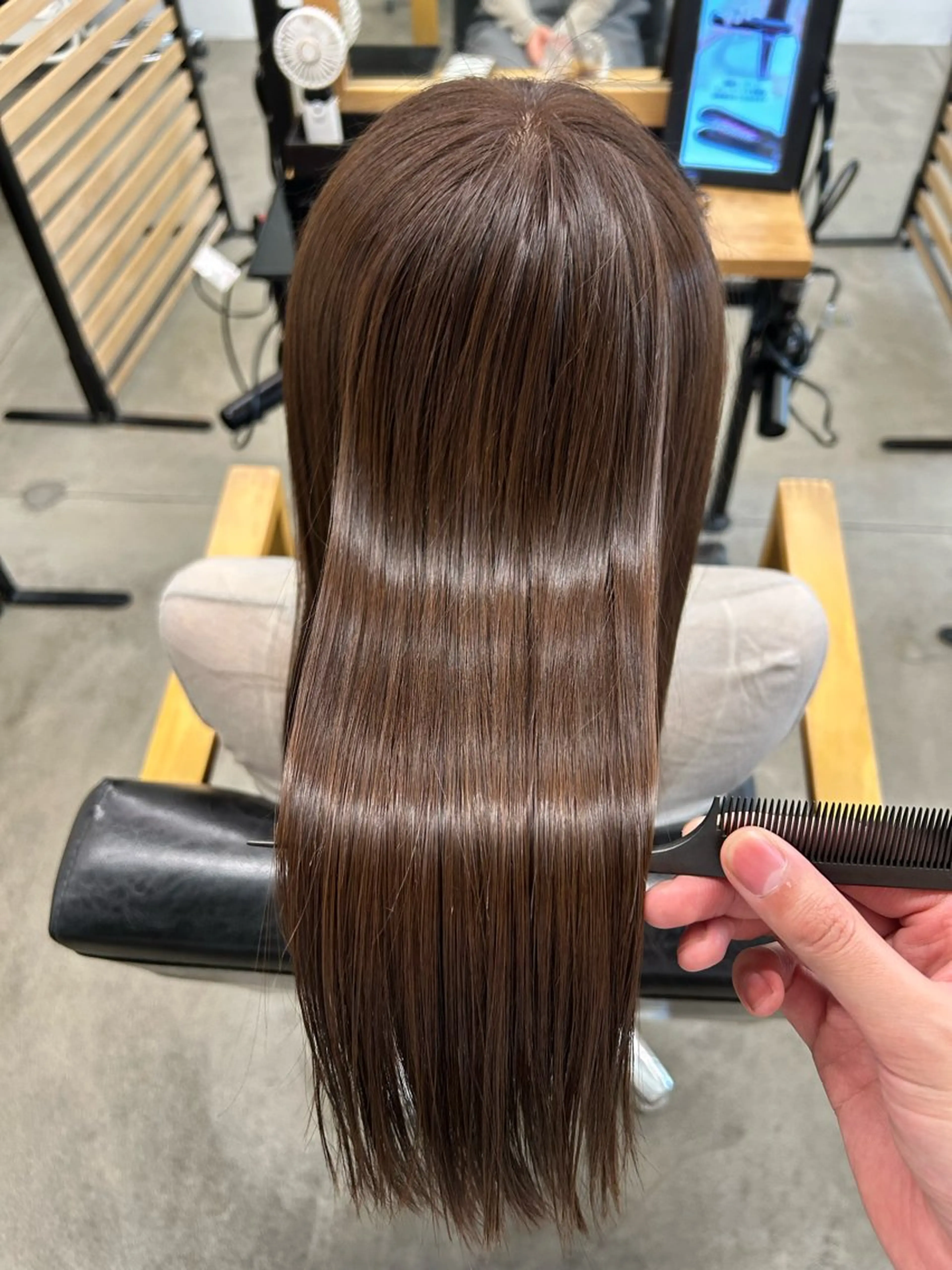 ロング やりすぎないパーマ ニュアンスパーマのヘアスタイル