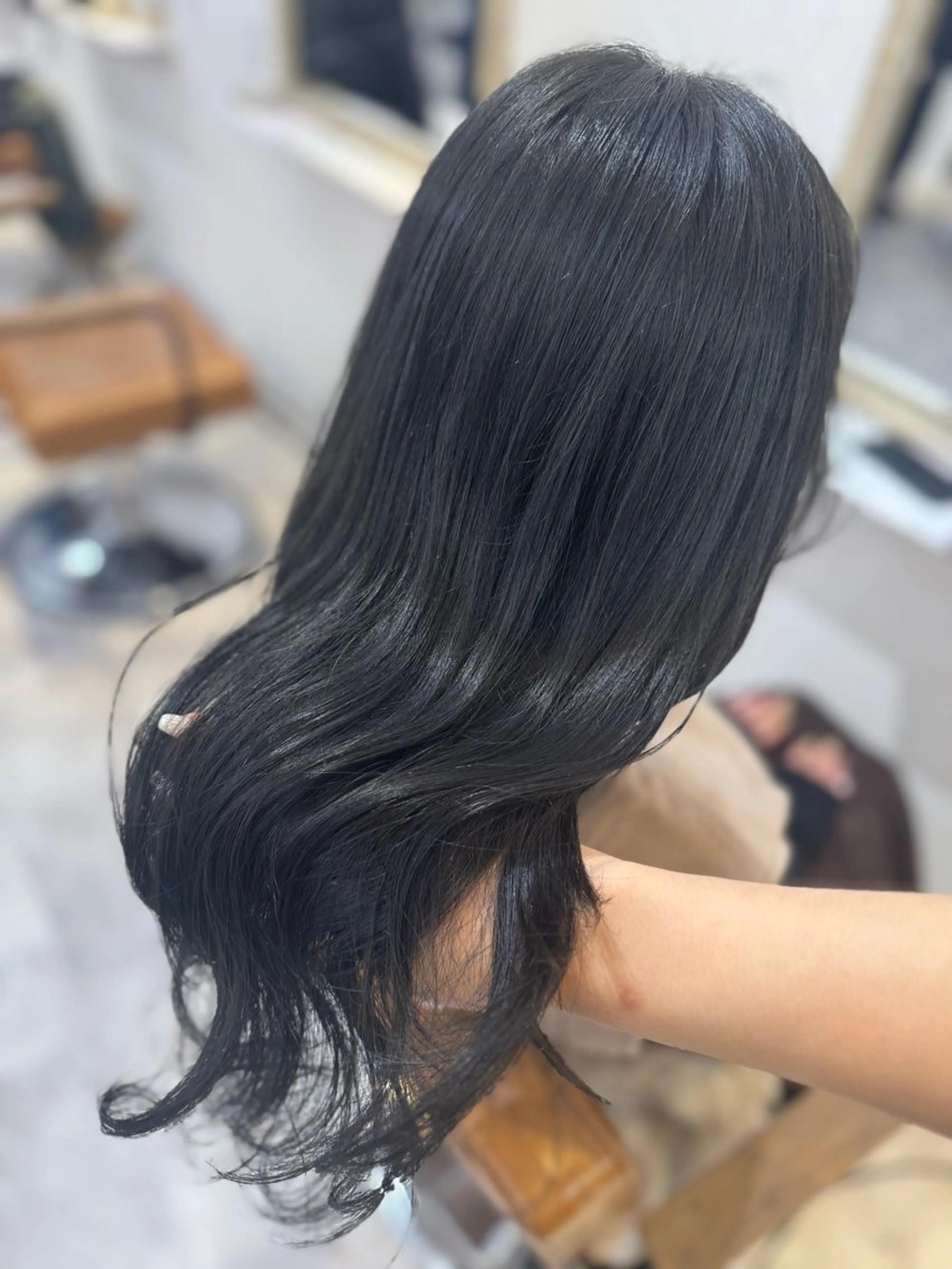 ロング カラー ベージュカラー ブリーチ ブラウンカラー 透明感カラー ダブルカラー 赤み無し柔らかカラー 【梅田】madokaのヘアスタイル