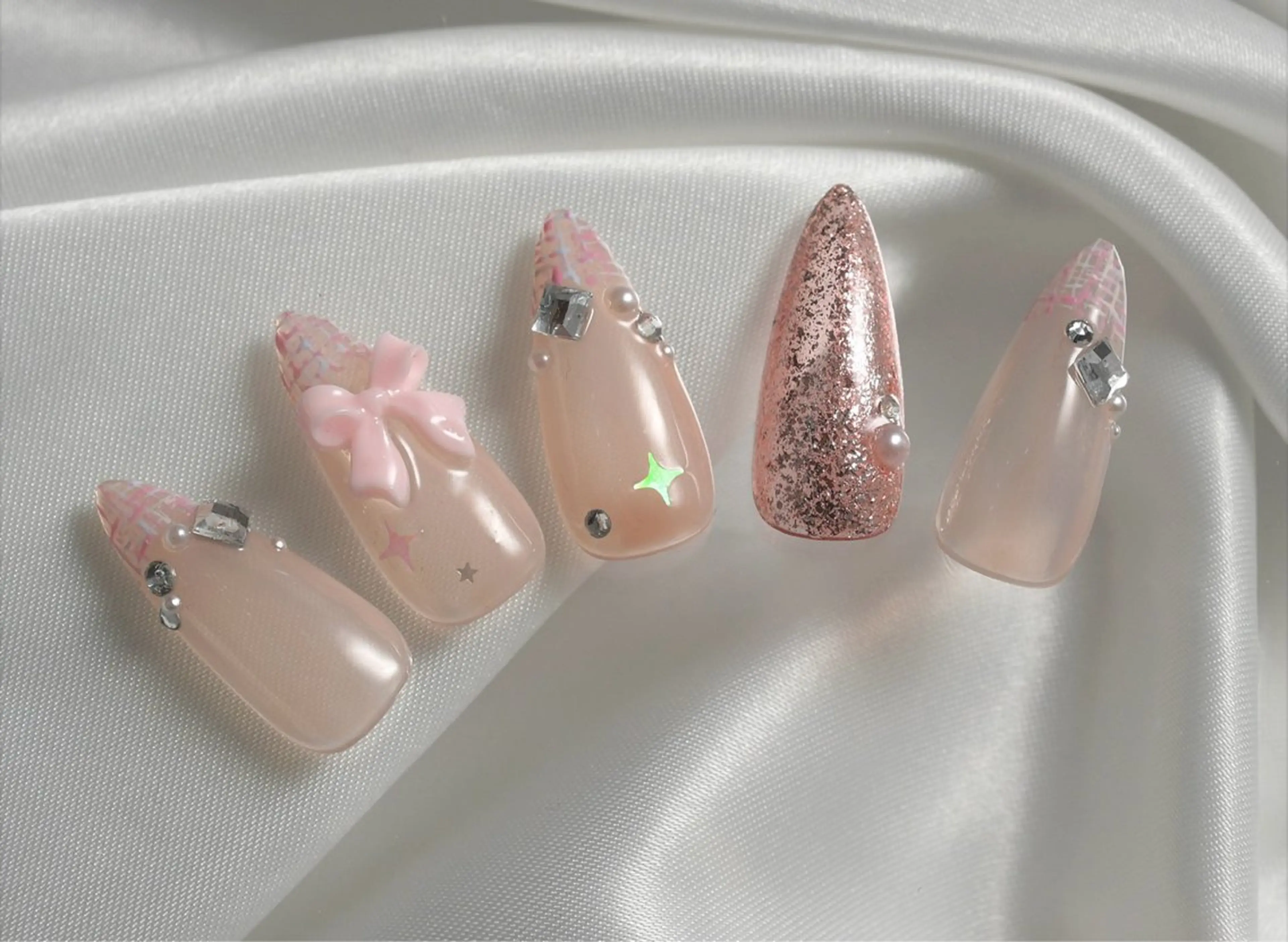 ネイル ハンドネイル VANiSH 船本のネイルデザイン