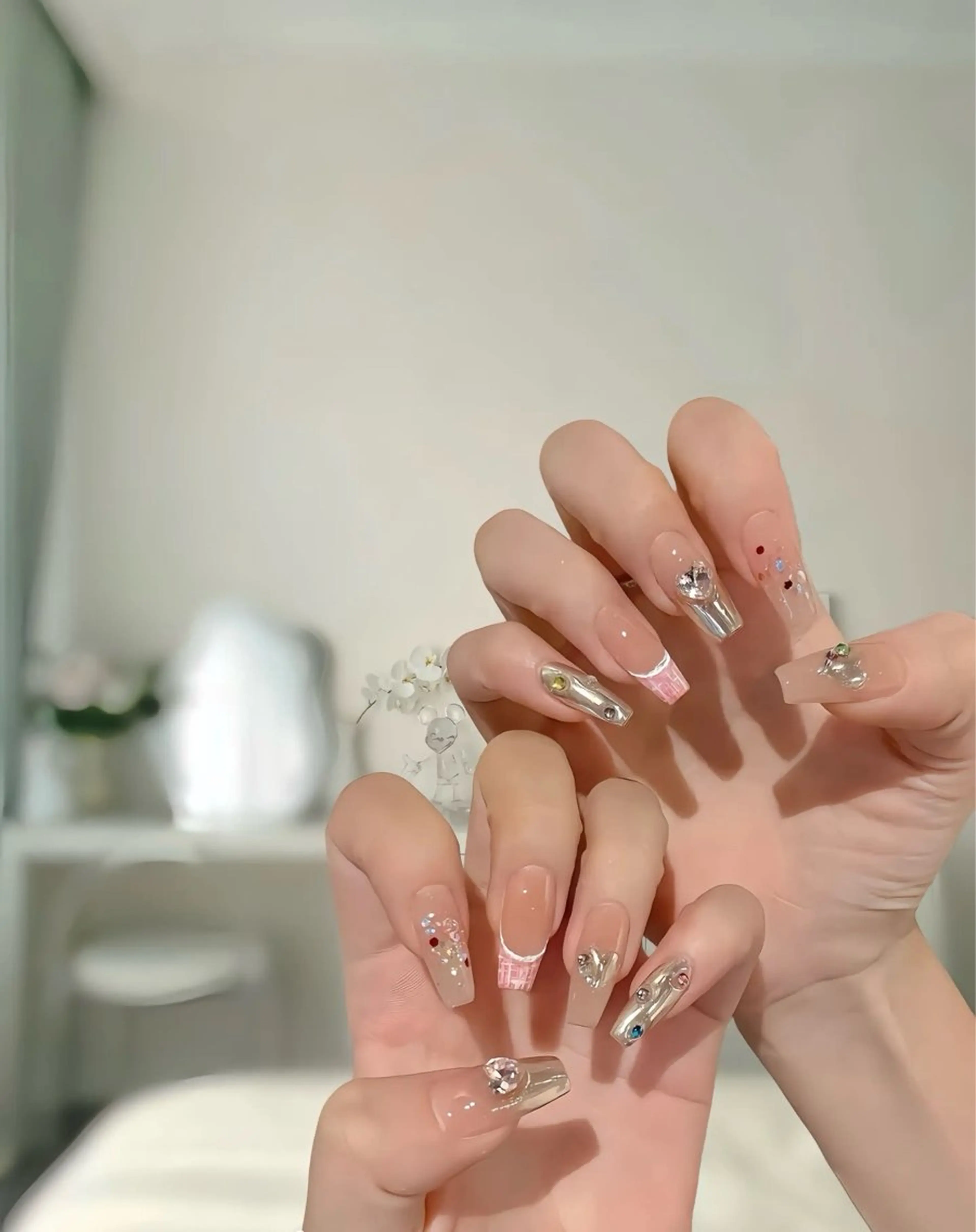 ネイル ハンドネイル Theone栄店 赤松のネイルデザイン