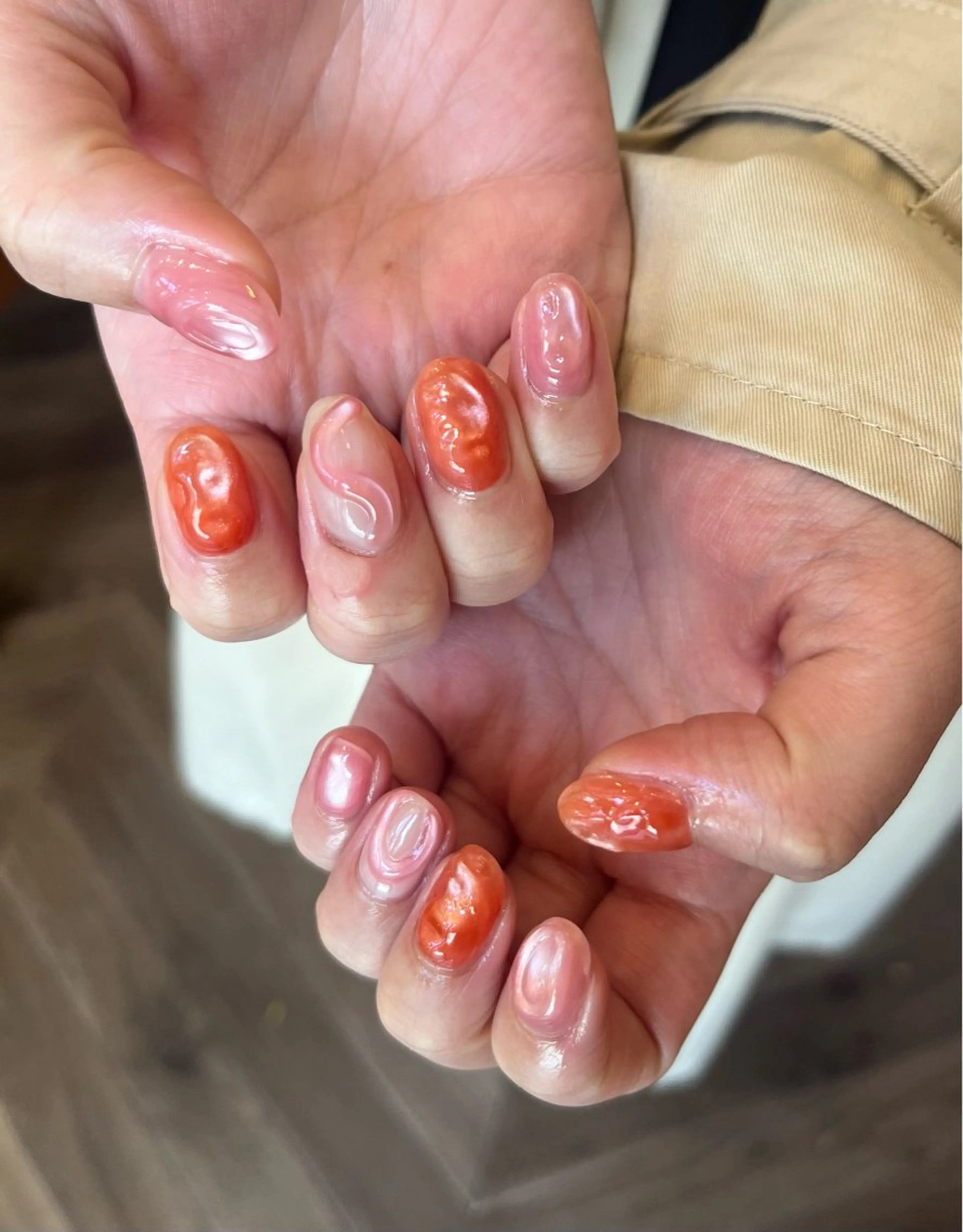 ネイル 持ち込み ぷっくりネイル ハンドネイル AT.1011(アトリエテンイレブン)所属・AT.1011 (ハルカ)のネイルデザイン