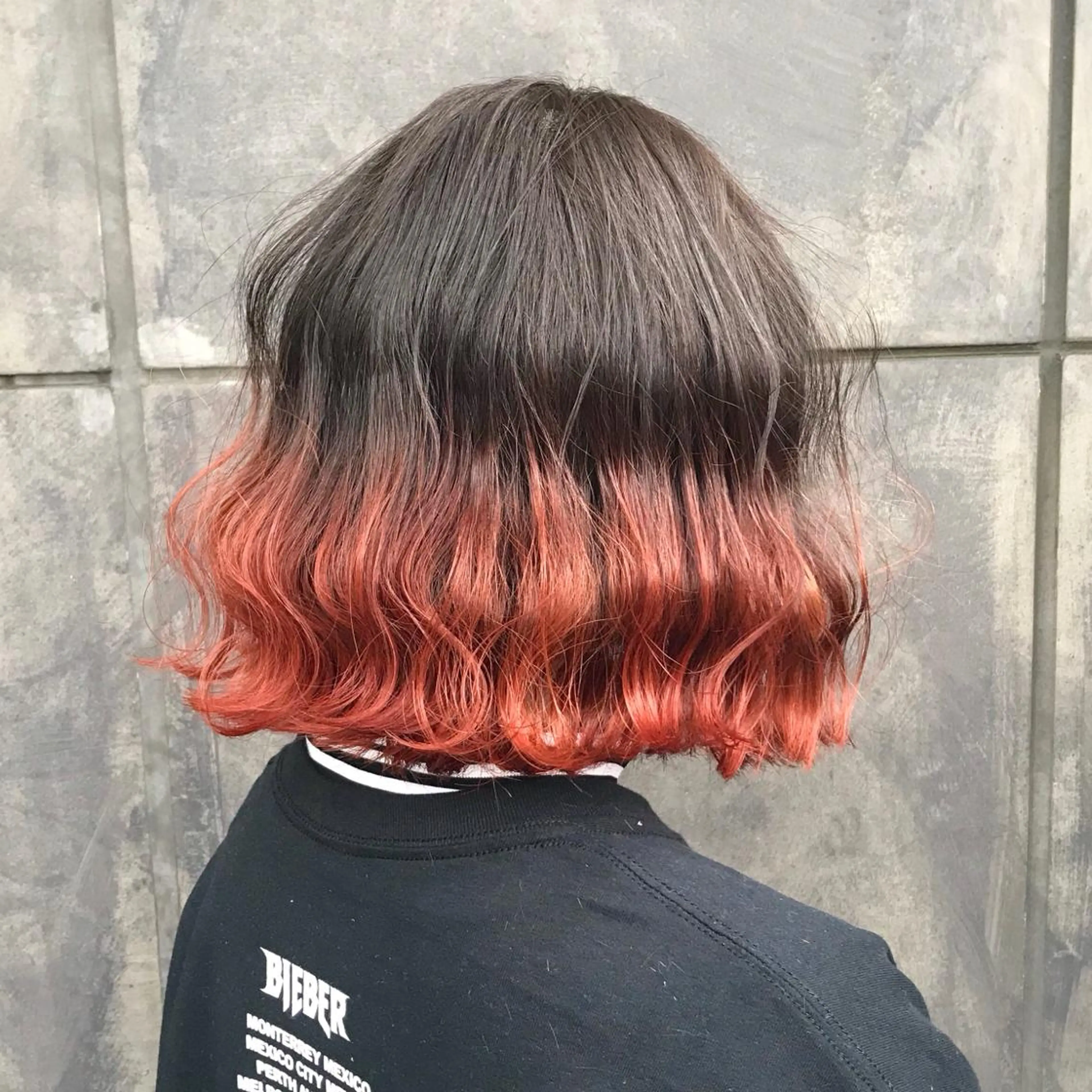 ショート カラー ブリーチ グラデーションカラー オレンジ サロウィン所属・K-POP好き美容師 🇰🇷Kai.Yのヘアスタイル