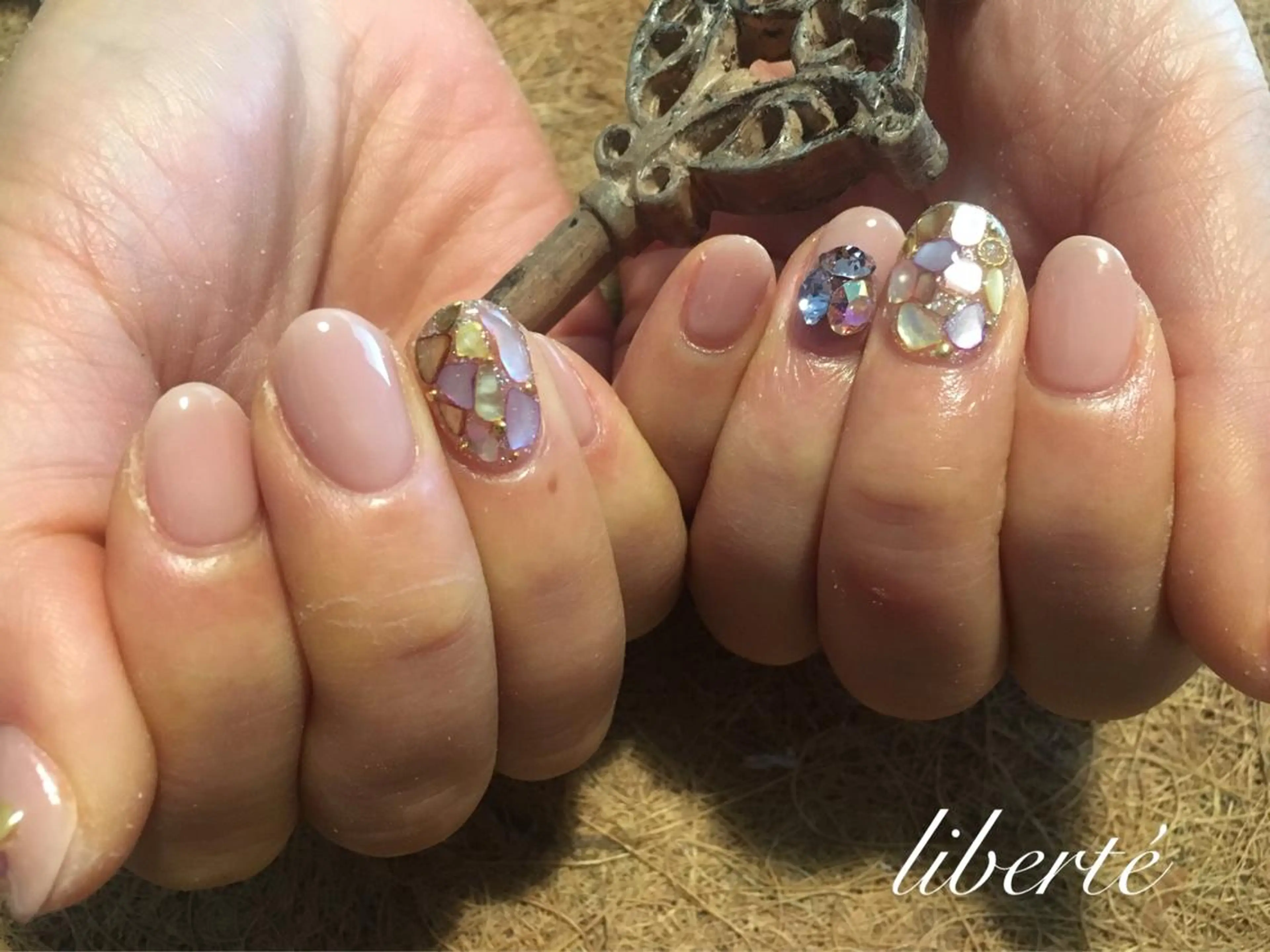 ネイル liberté (リベルテ)のネイルデザイン