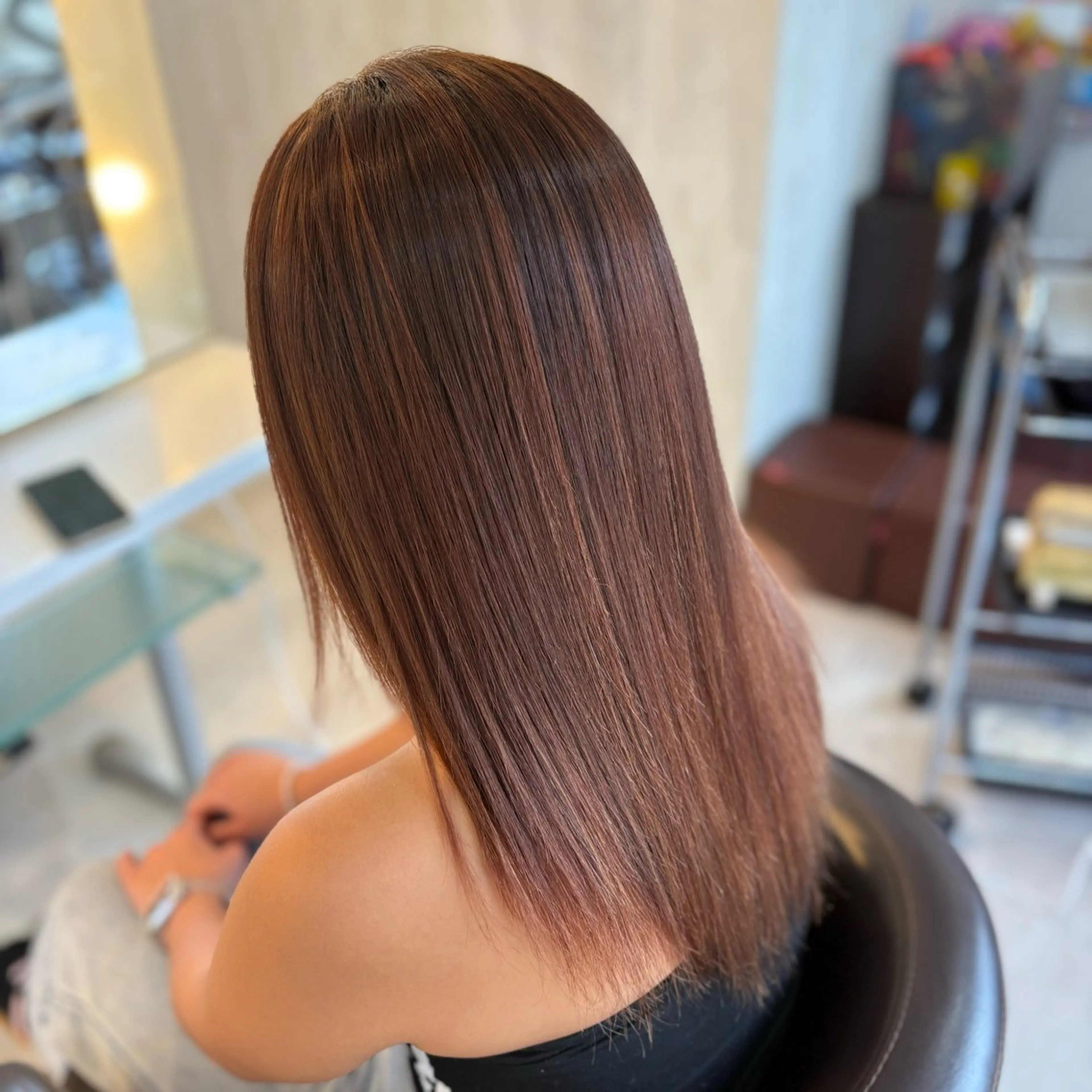 セミロング レイヤーカット ヘアカラー 🇺🇸ハイライト 🌵satsukiのヘアスタイル