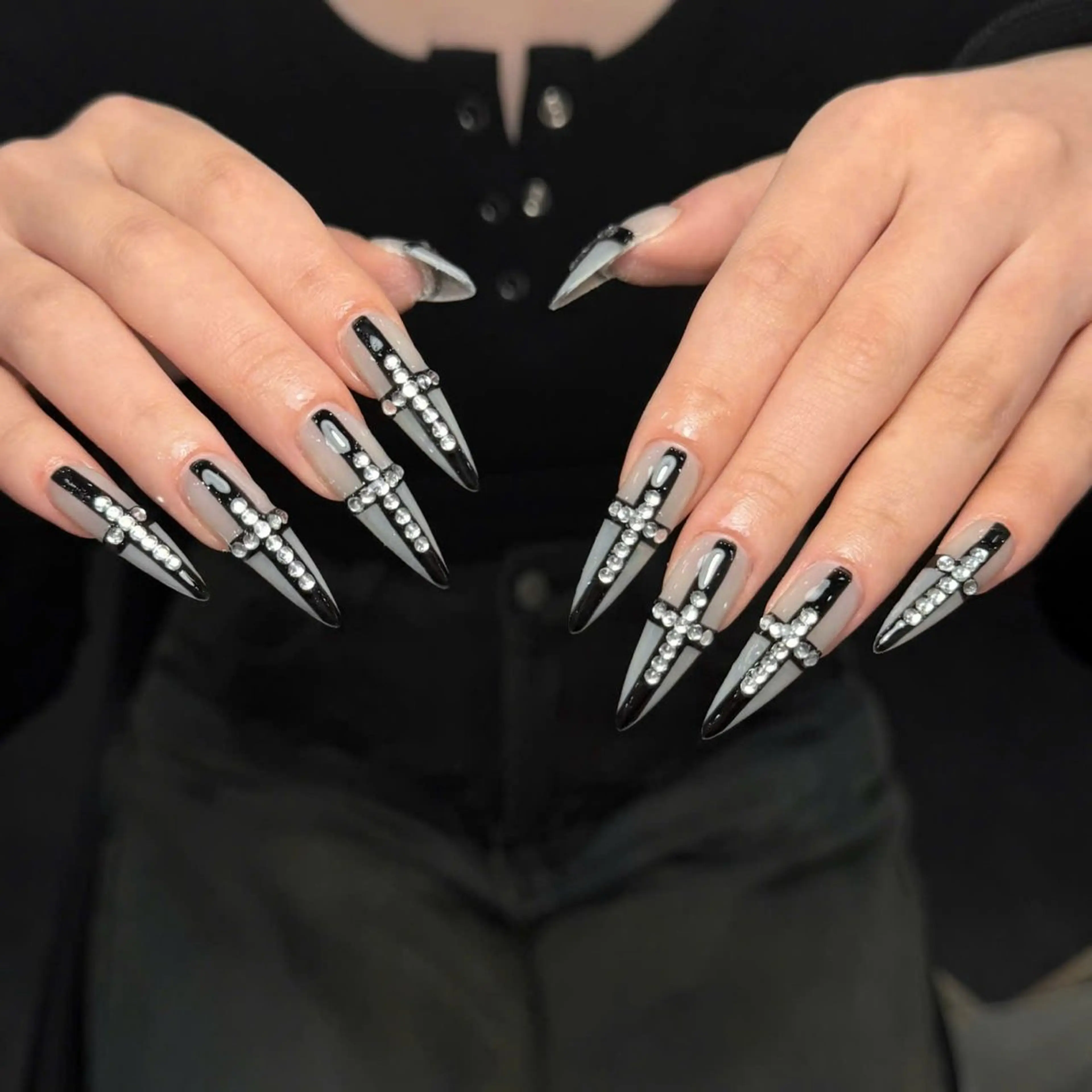 ネイル オーロラネイル 長さ出し フレンチネイル ジェルネイル マグネットネイル ハンドネイル KITTY_NAILS所属・KITTY nailsのネイルデザイン