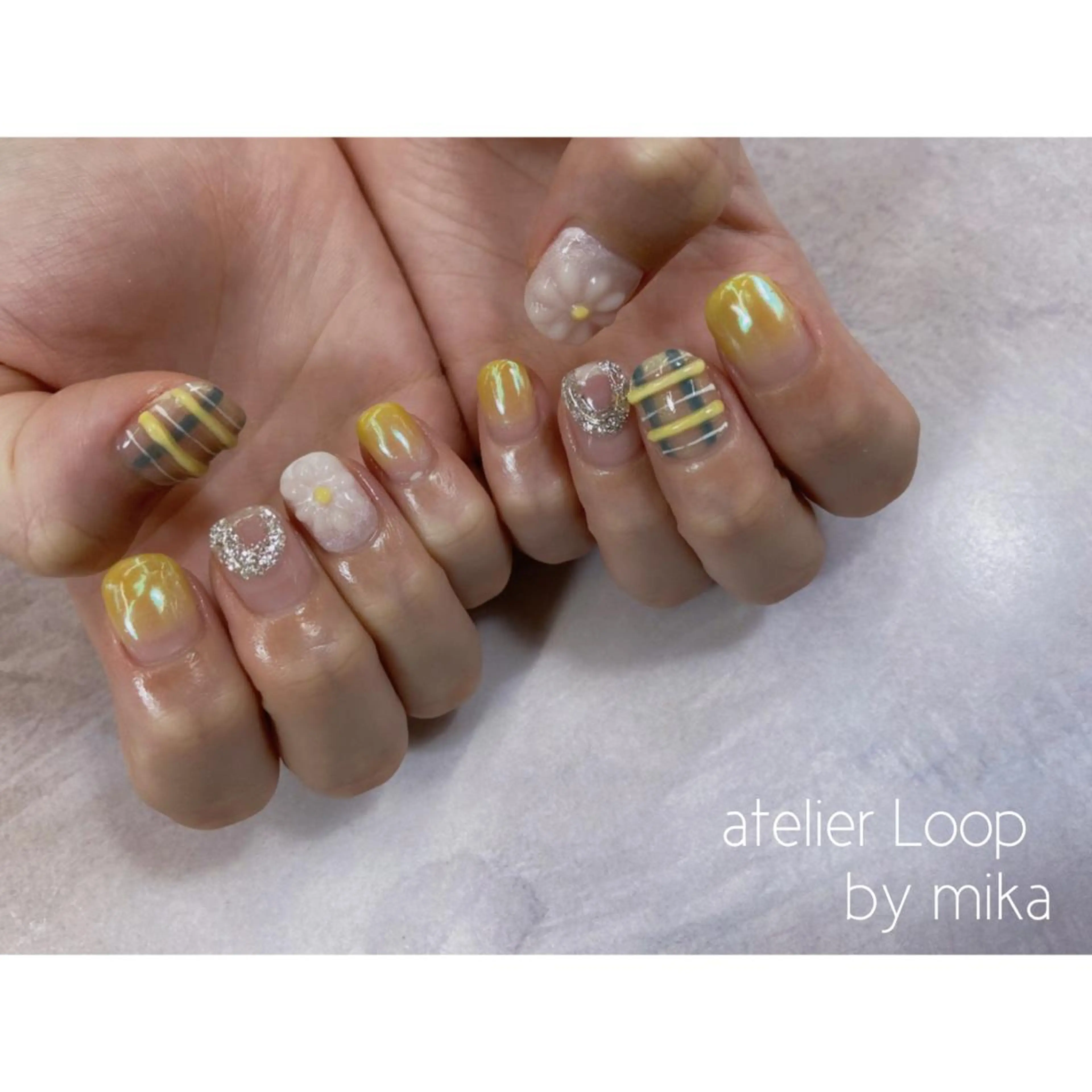 ネイル atelierLoopbyshiho所属・atelier Loop♪MIKAのネイルデザイン