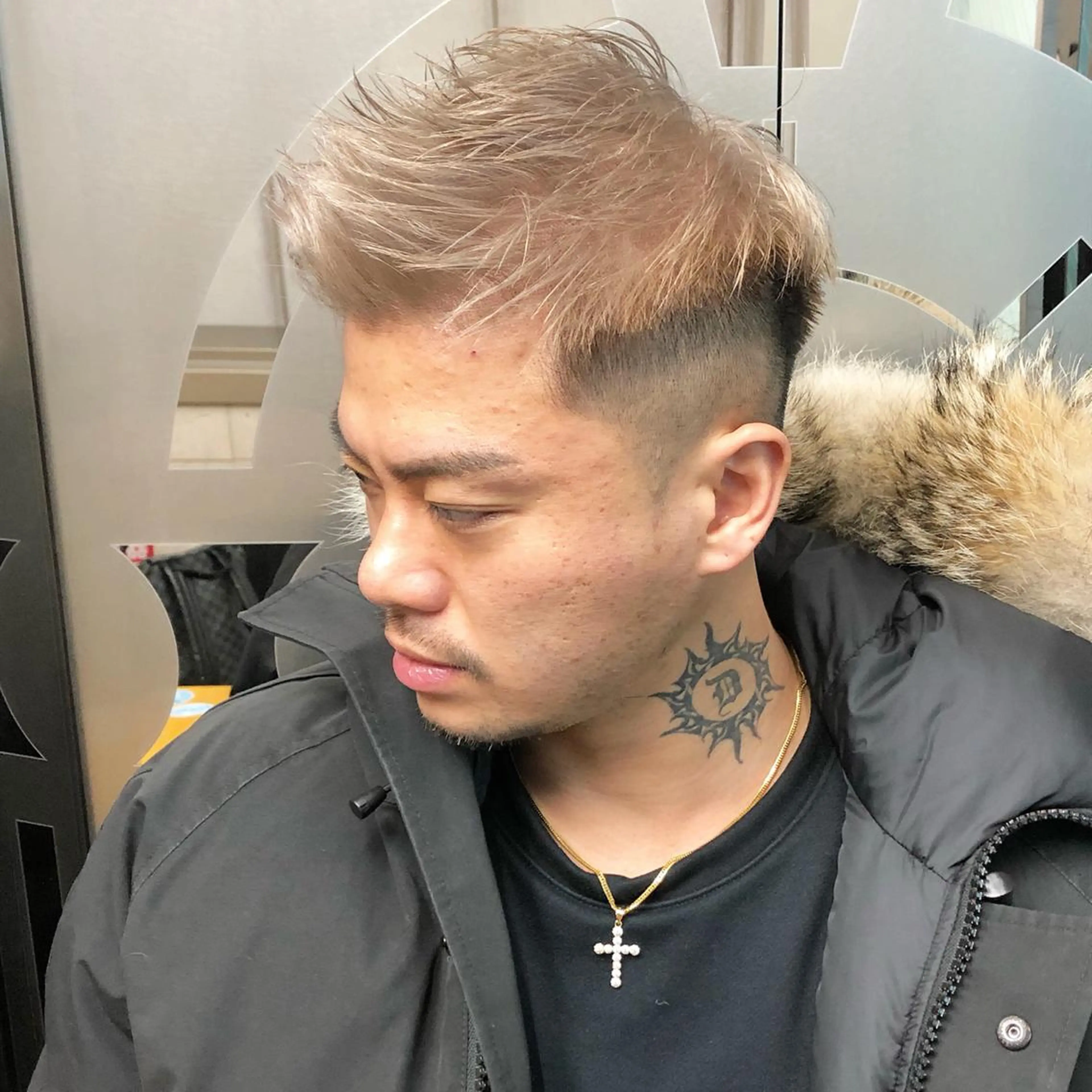 カラー メンズ ベージュカラー ホワイトベージュ Le'a所属・渋谷/フェード/ 國分 翔のヘアスタイル