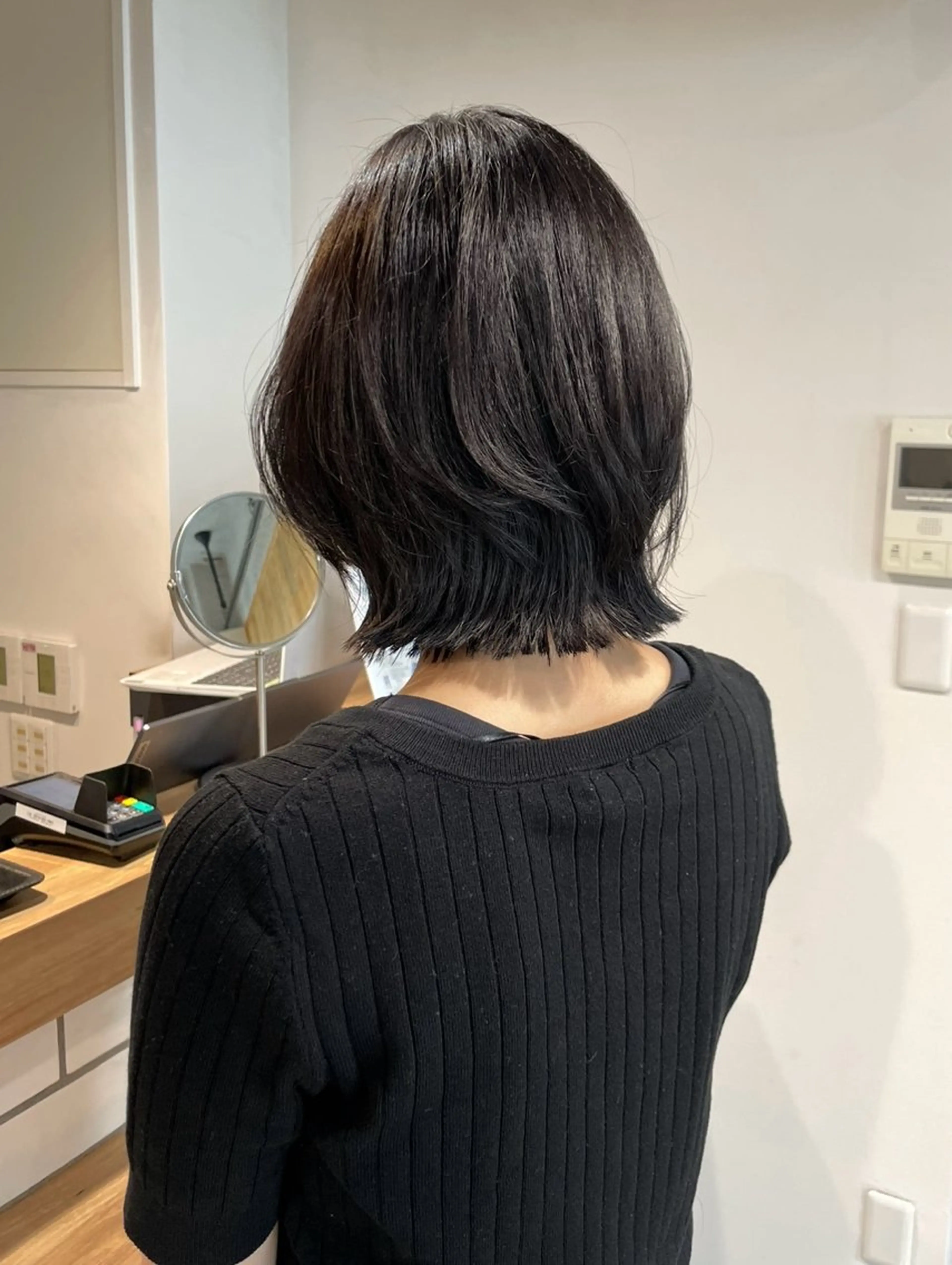 ミディアム ボブレイヤー ボブ くびれヘア くびれレイヤー レイヤーカット カット トリートメント 髪質改善カラー× レイヤー/rinaのヘアスタイル