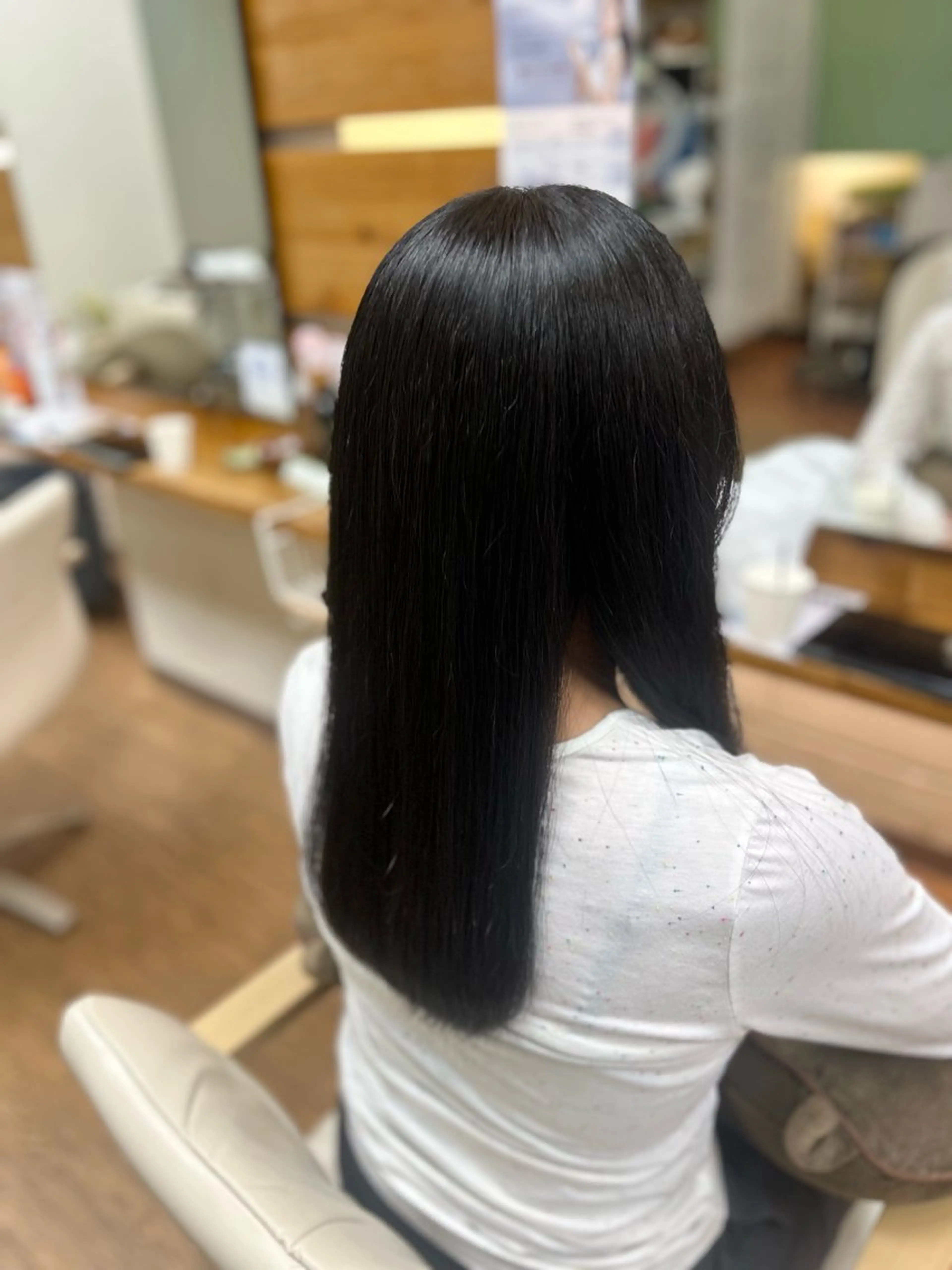 ロング 神谷 千明のヘアスタイル