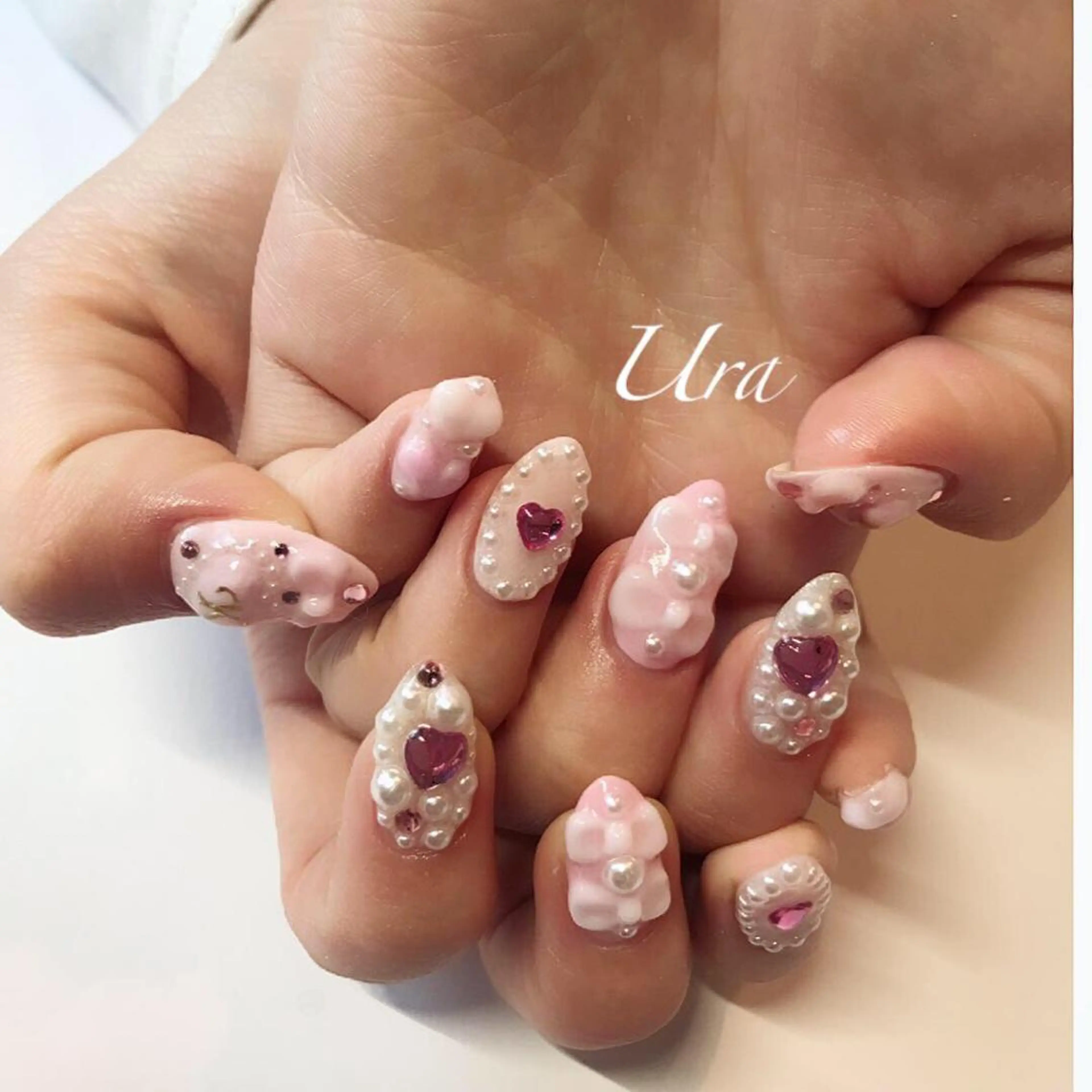 ネイル UrakoNail 《nail》のネイルデザイン