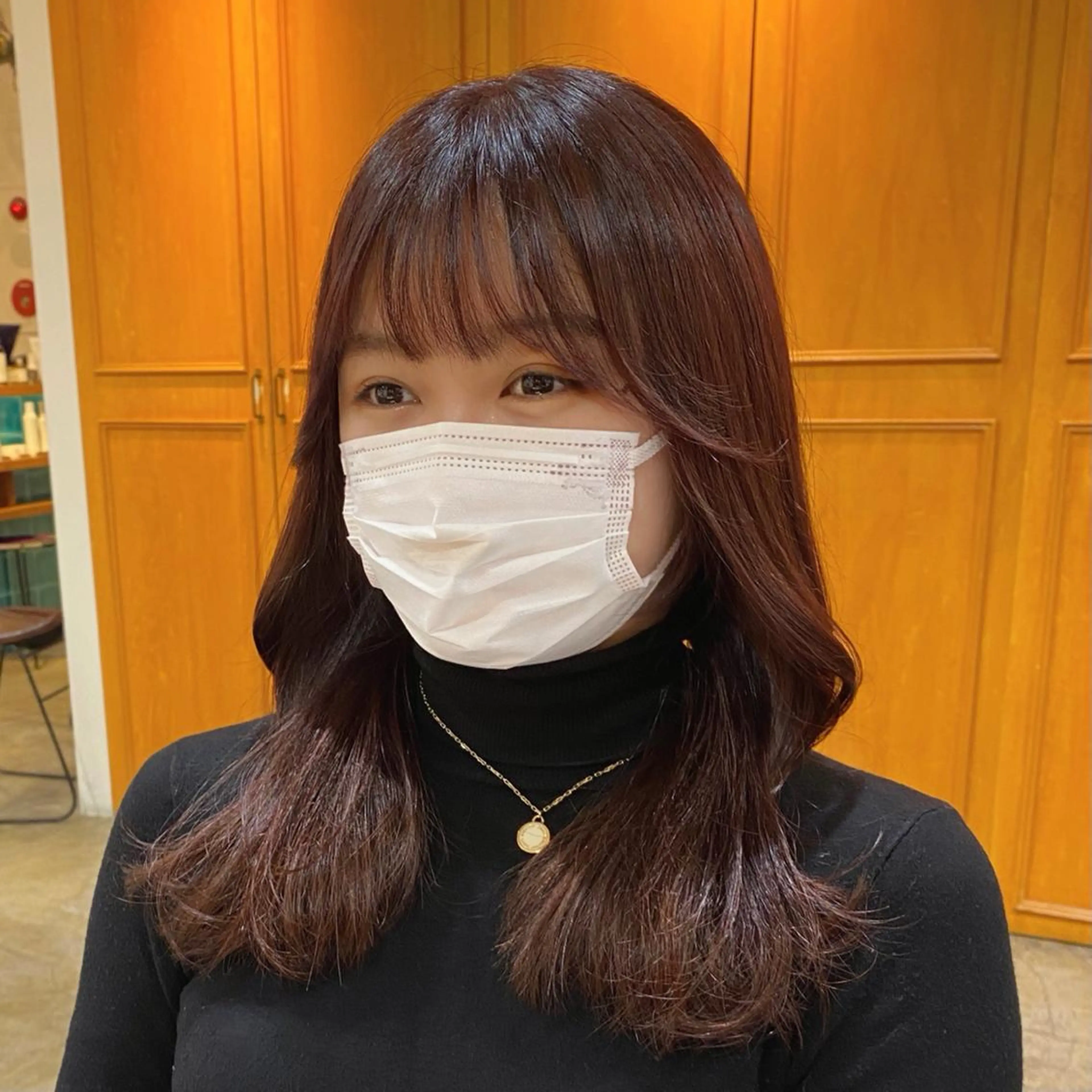 ミディアム カラー ピンクカラー くびれヘア カット ヘアカラー salowin渋谷kitaya park前所属・RIKA韓国ヘア/く びれヘア/上品カラーのヘアスタイル