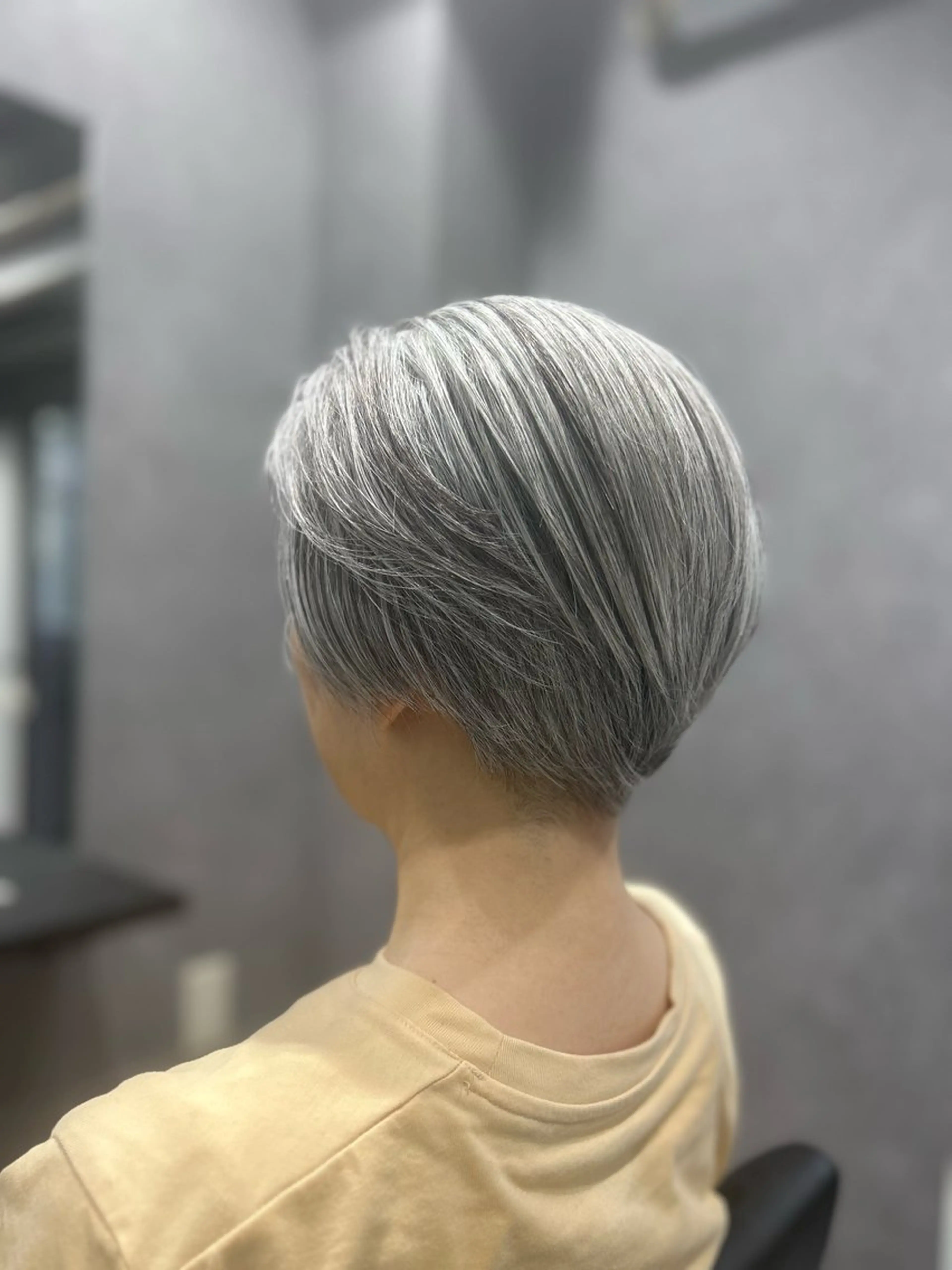 ショート ショートヘア 佐野 彩音のヘアスタイル