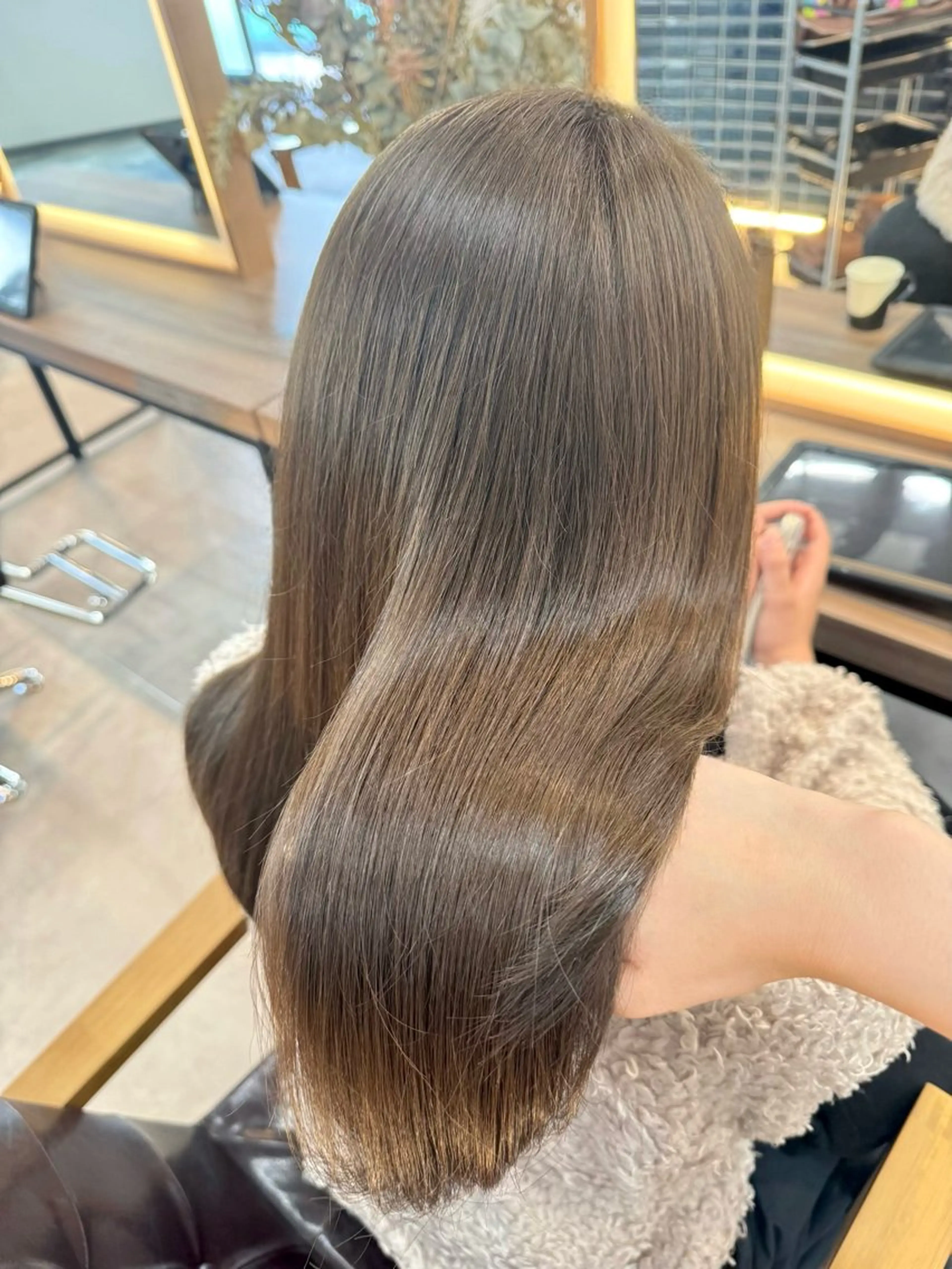 セミロング カラー ベージュカラー ブリーチ 透明感カラー ダブルカラー ブリーチなしカラー ヘアカラー 髪質改善/レイヤー/ 🐣kokoro🌸のヘアスタイル