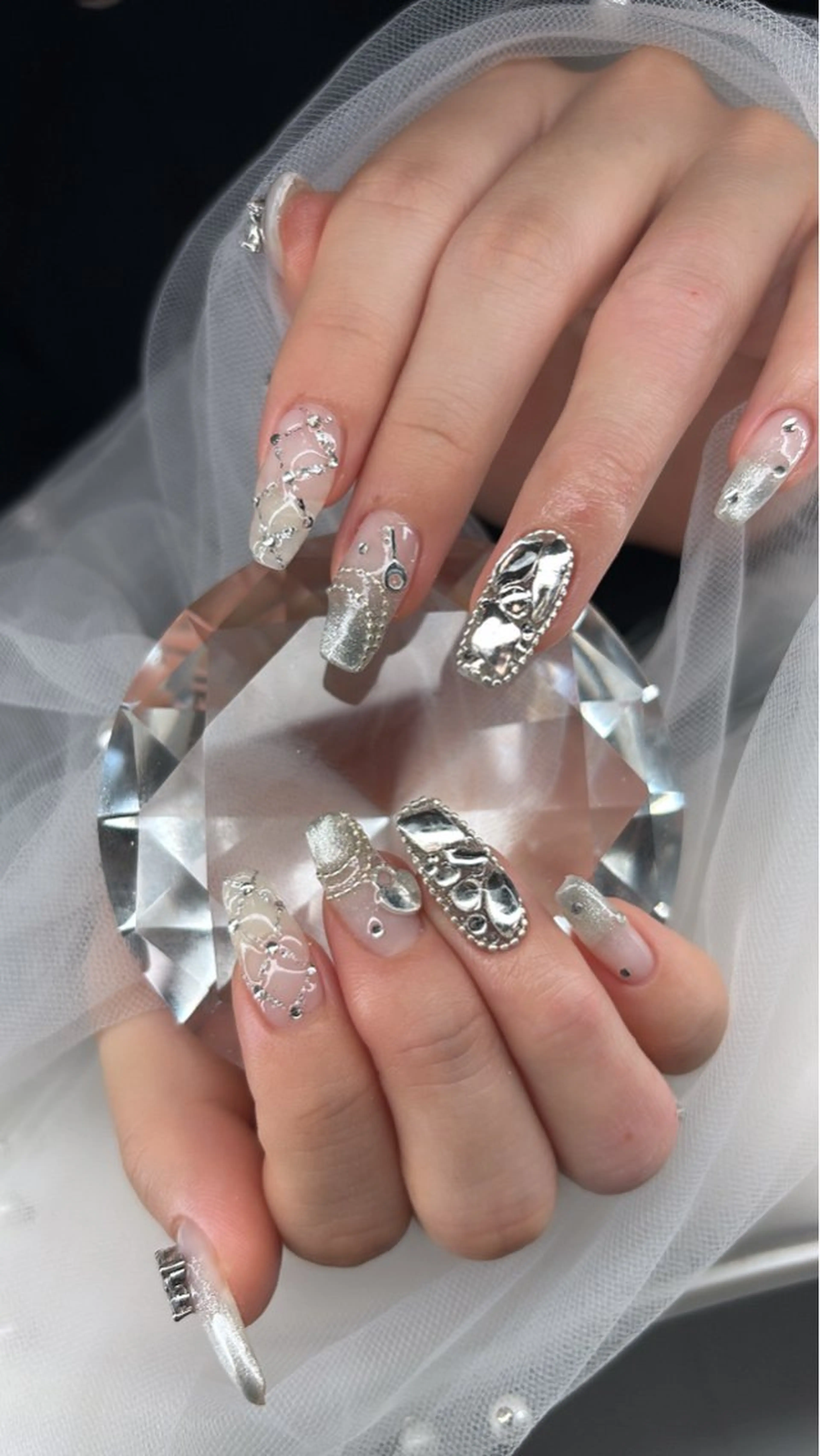 ネイル ハンドネイル 石田 幸音のネイルデザイン