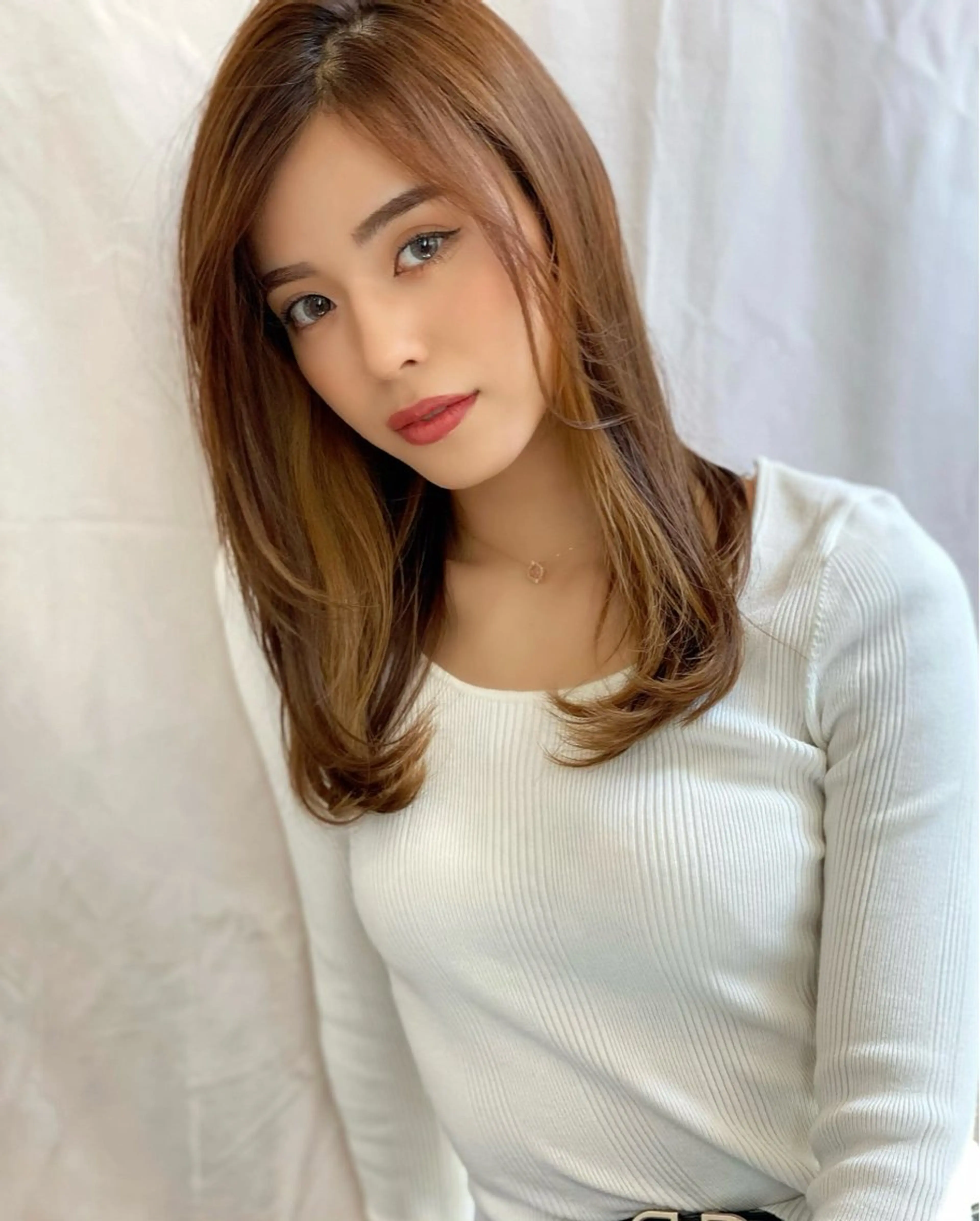 ミディアム 顔周りデザイン/ ママ美容師/濱ほのかのヘアスタイル