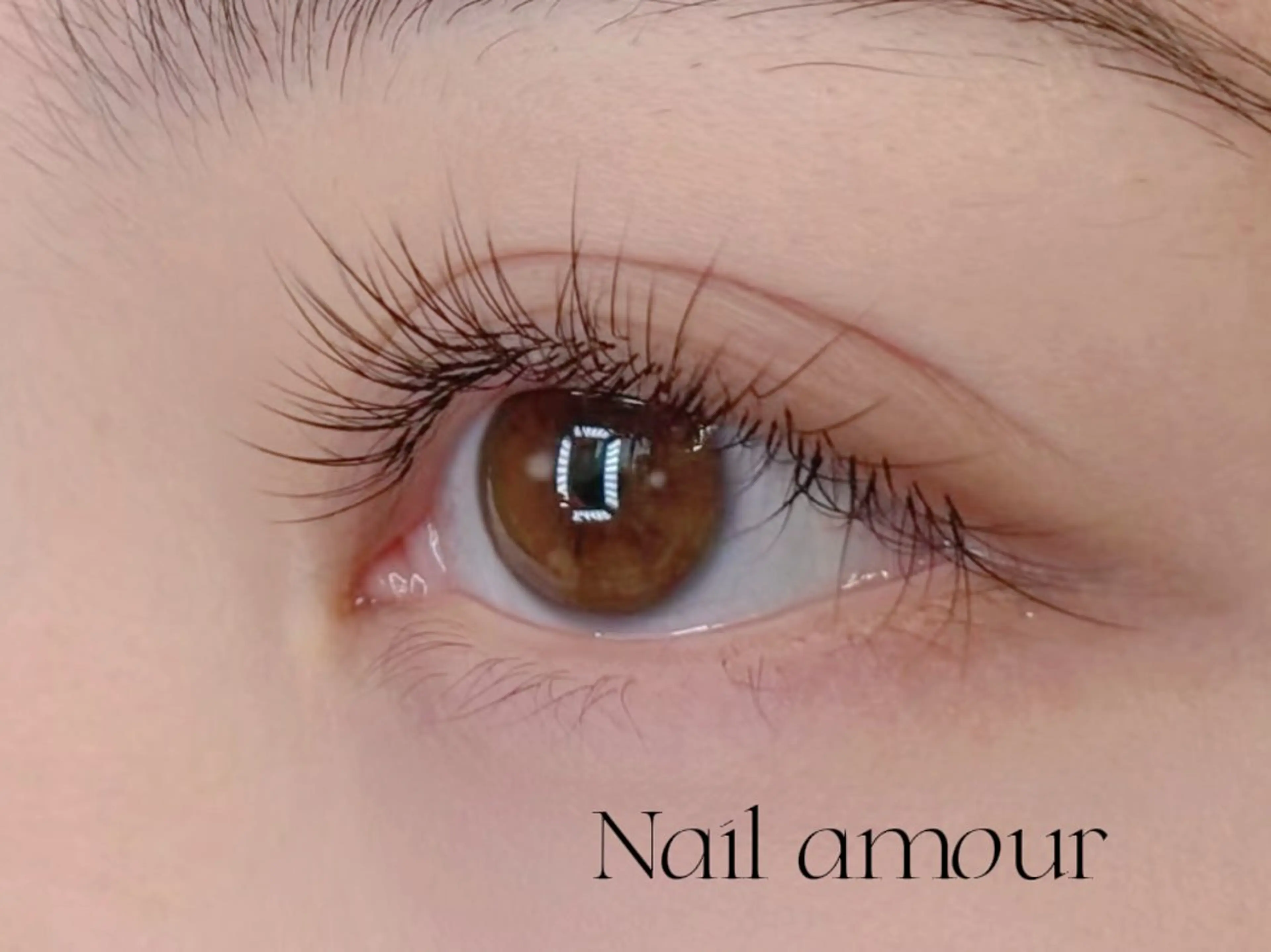 マツエク・マツパ ナチュラル マツエク Amour Eyelash所属・Amour Eyelashのネイルデザイン