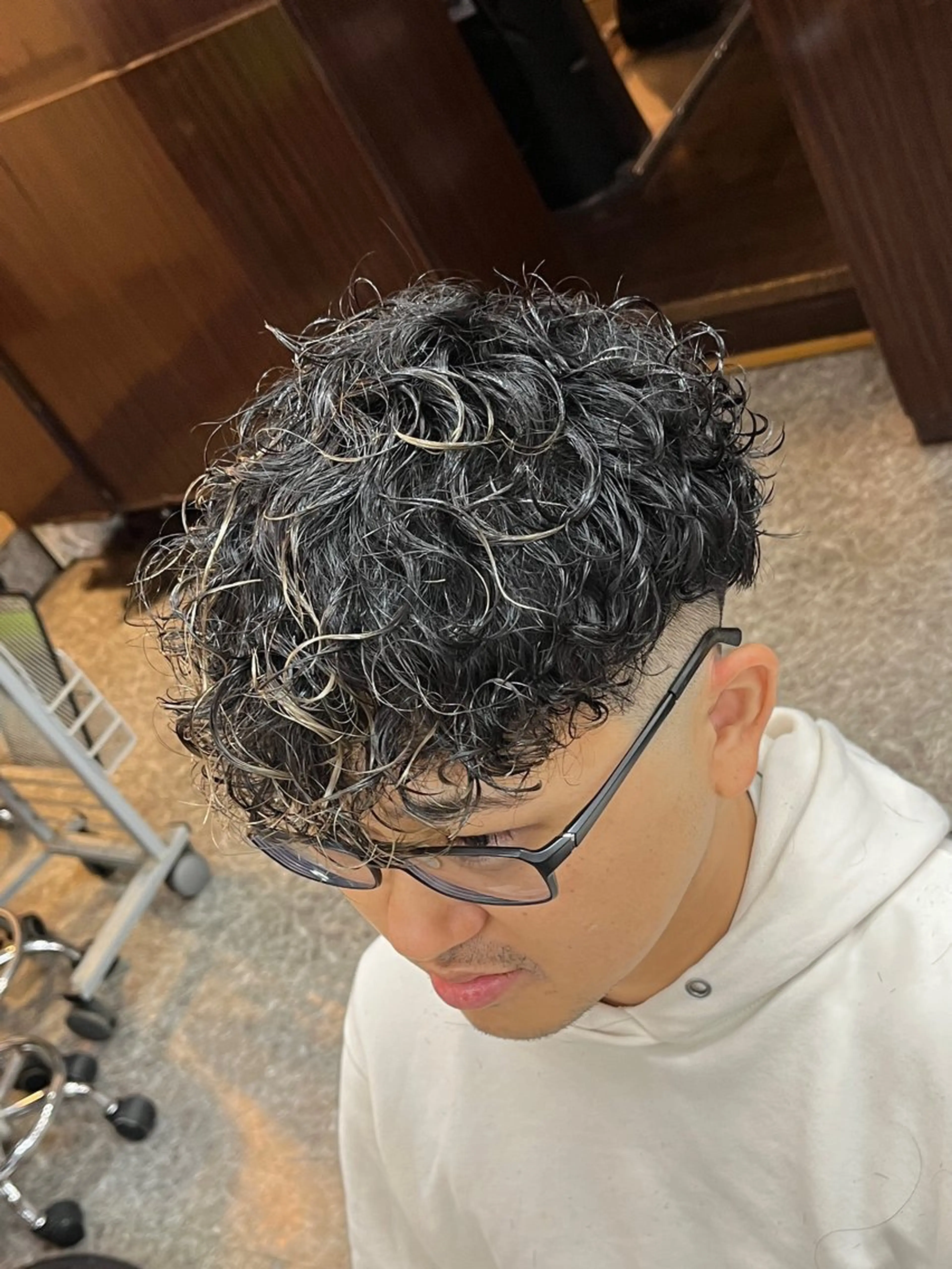 ミディアム パーマ CuMARi所属・🌈福本 裕也🌈のヘアスタイル