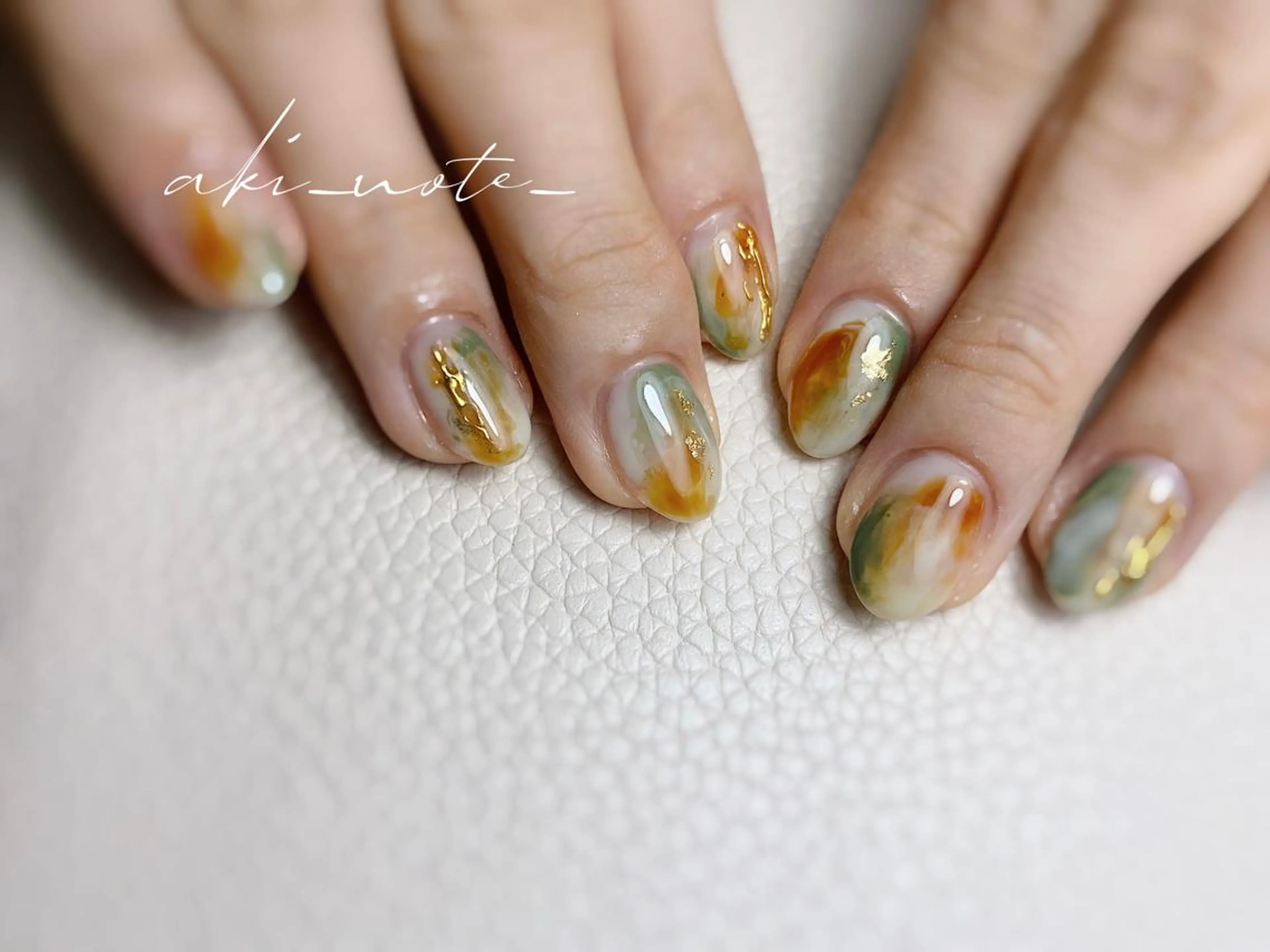 ネイル ブラウン ニュアンスネイル ハンドネイル フットネイル GRANDE大須 栄/店長 aki🌙のネイルデザイン