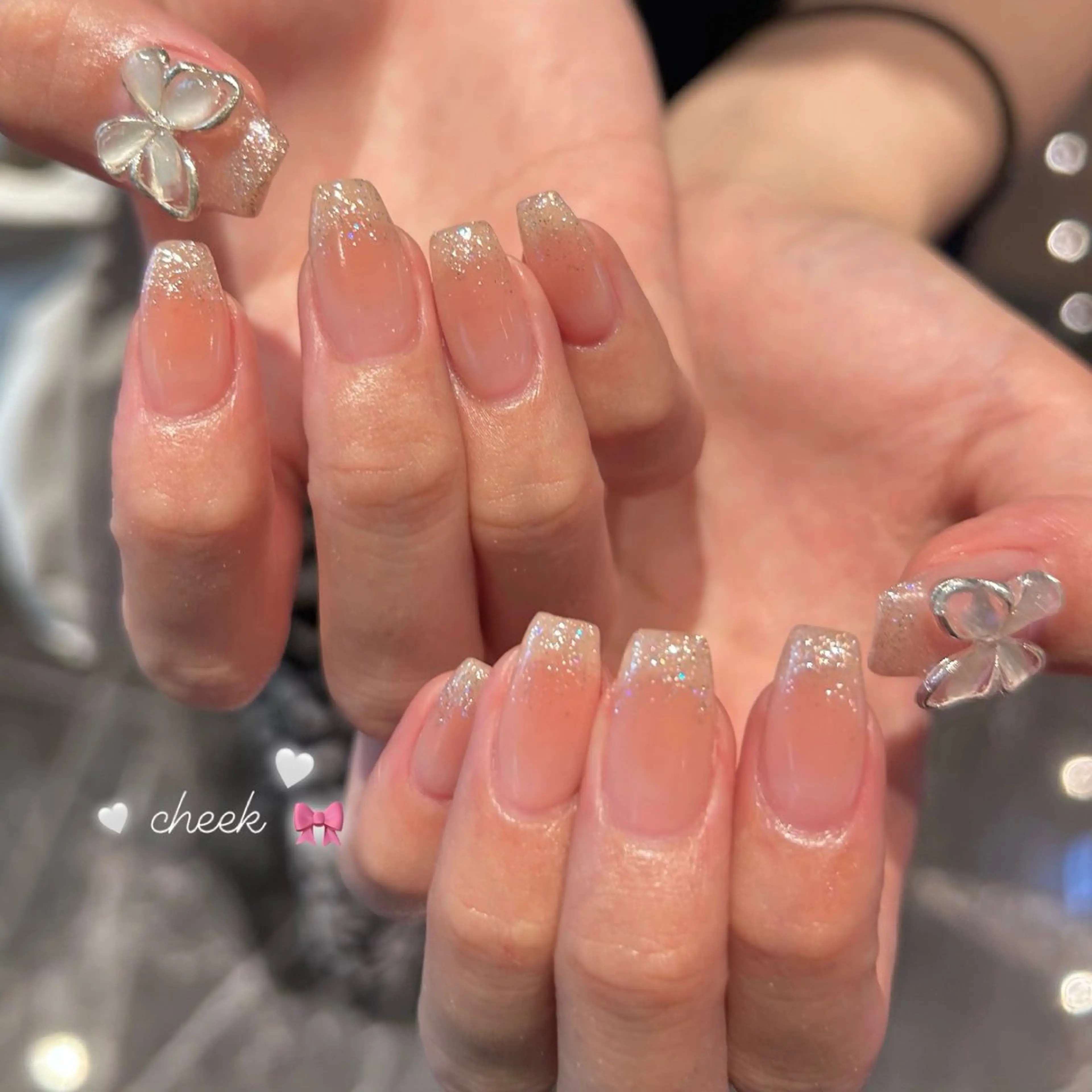 ネイル ハンドネイル EmaNail🎀 Haaruのネイルデザイン