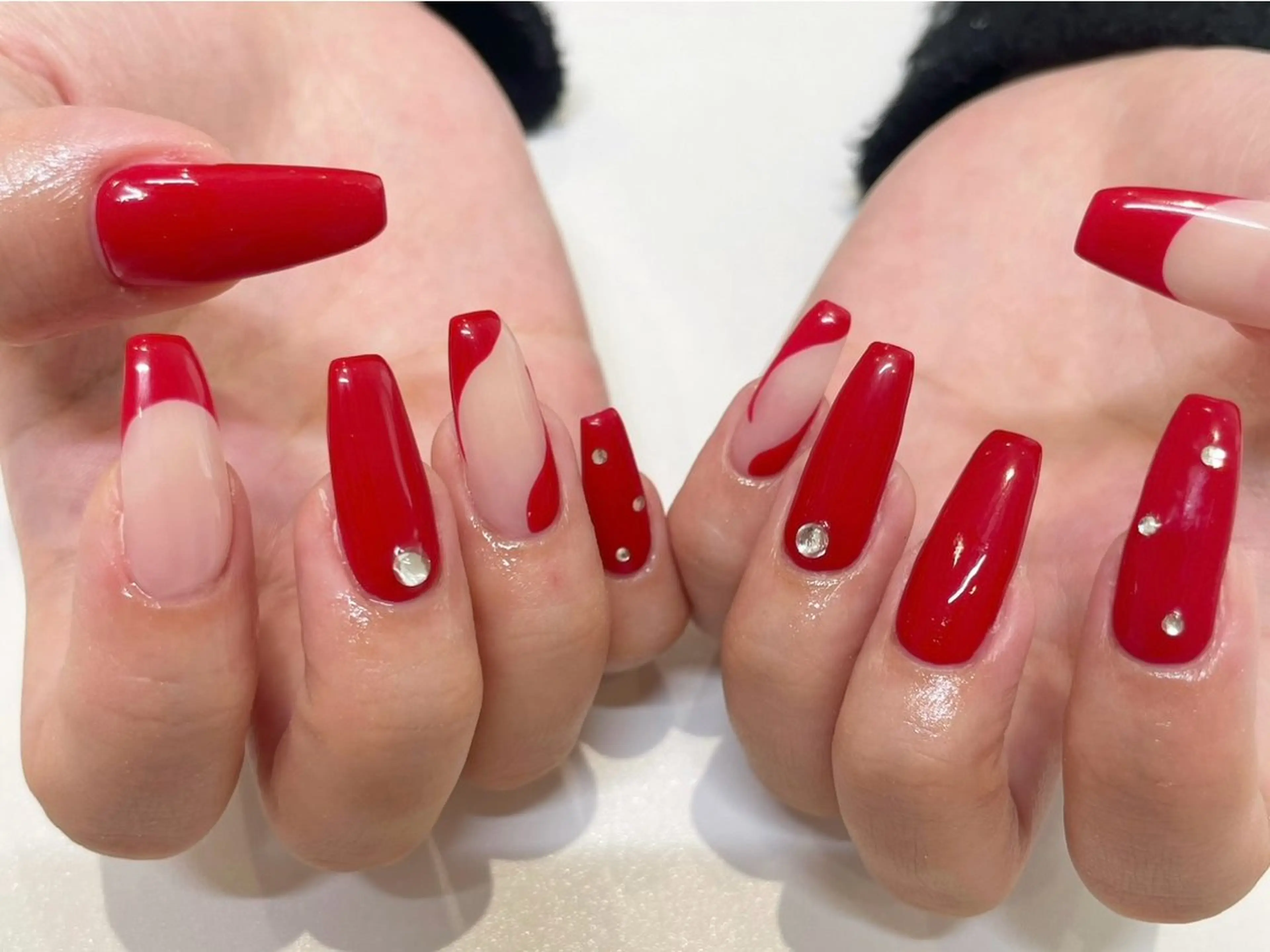 ⭐️【オフなし】１０本長さ出し込みデザインネイルの写真